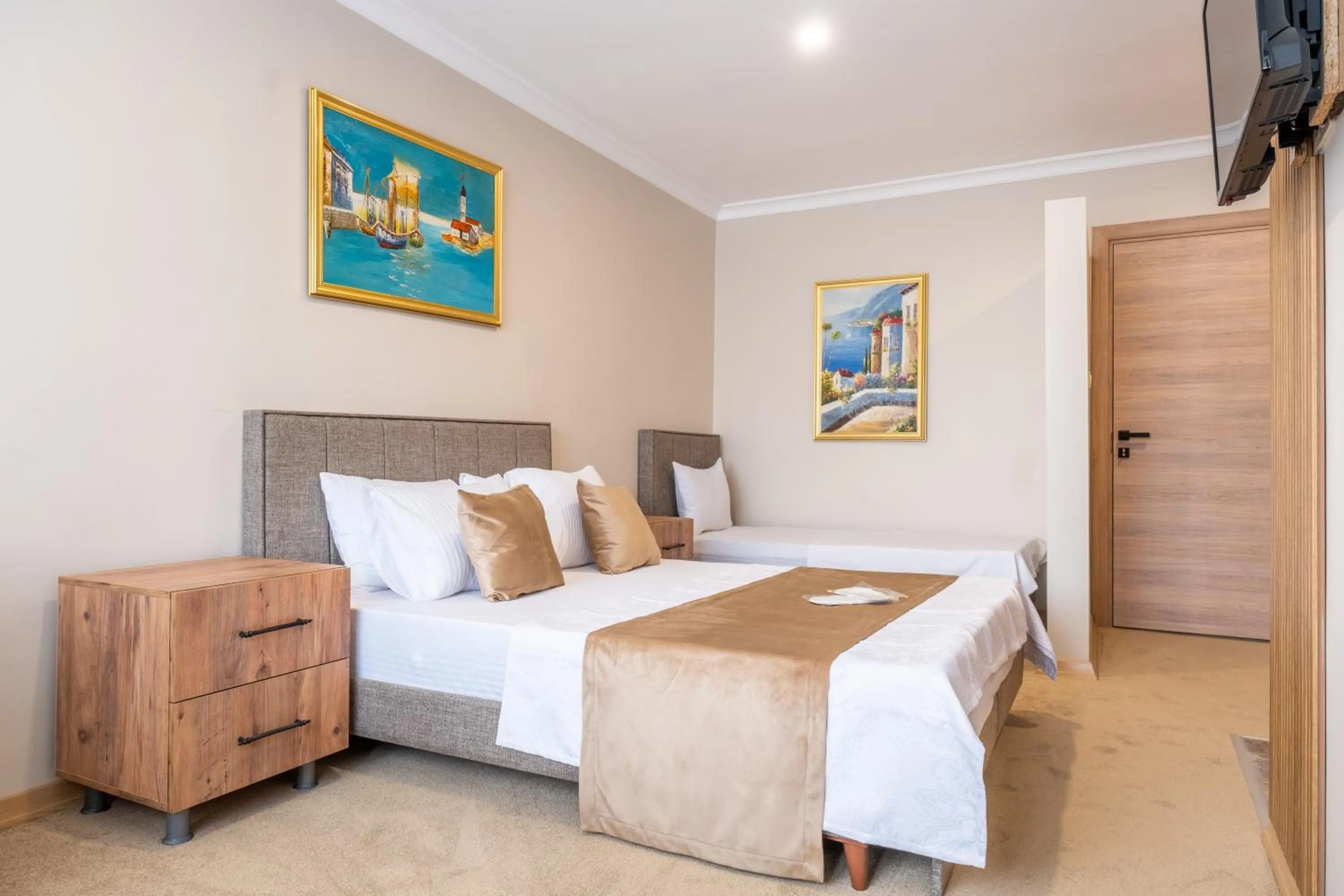 TV and multimedia in Istanbul Nova Hotel