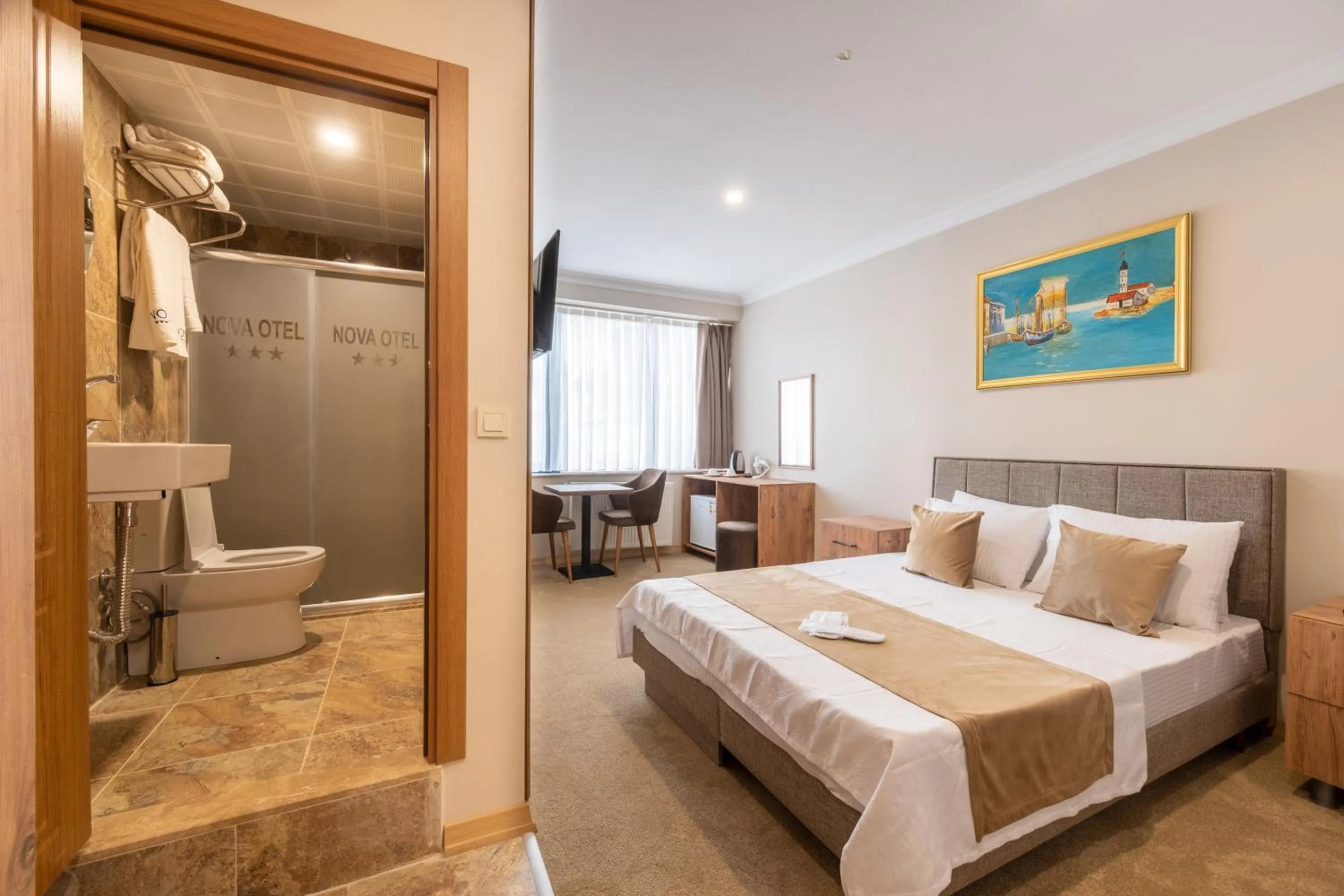 Toilet in Istanbul Nova Hotel