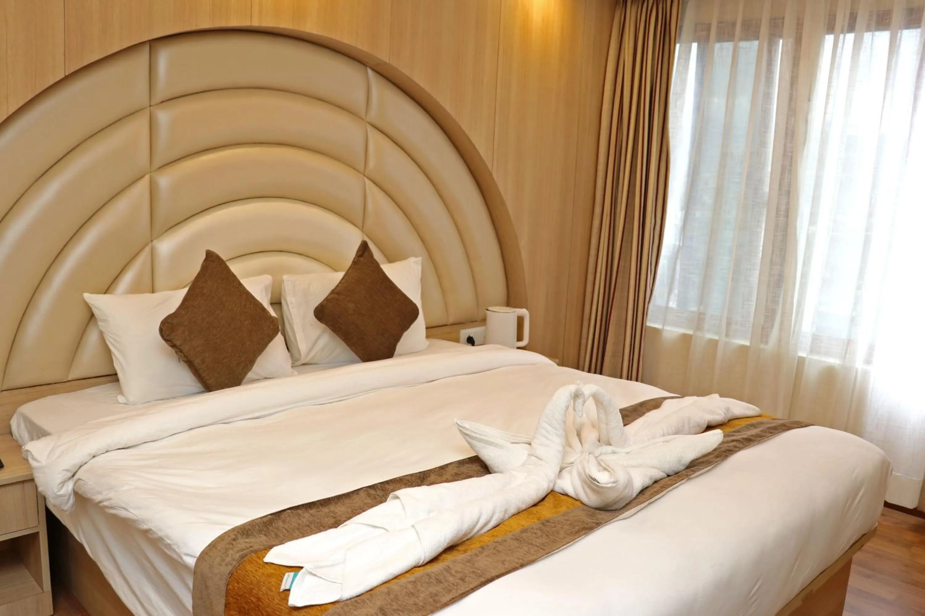 Bedroom, Bed in Hotel Airport Gurkha