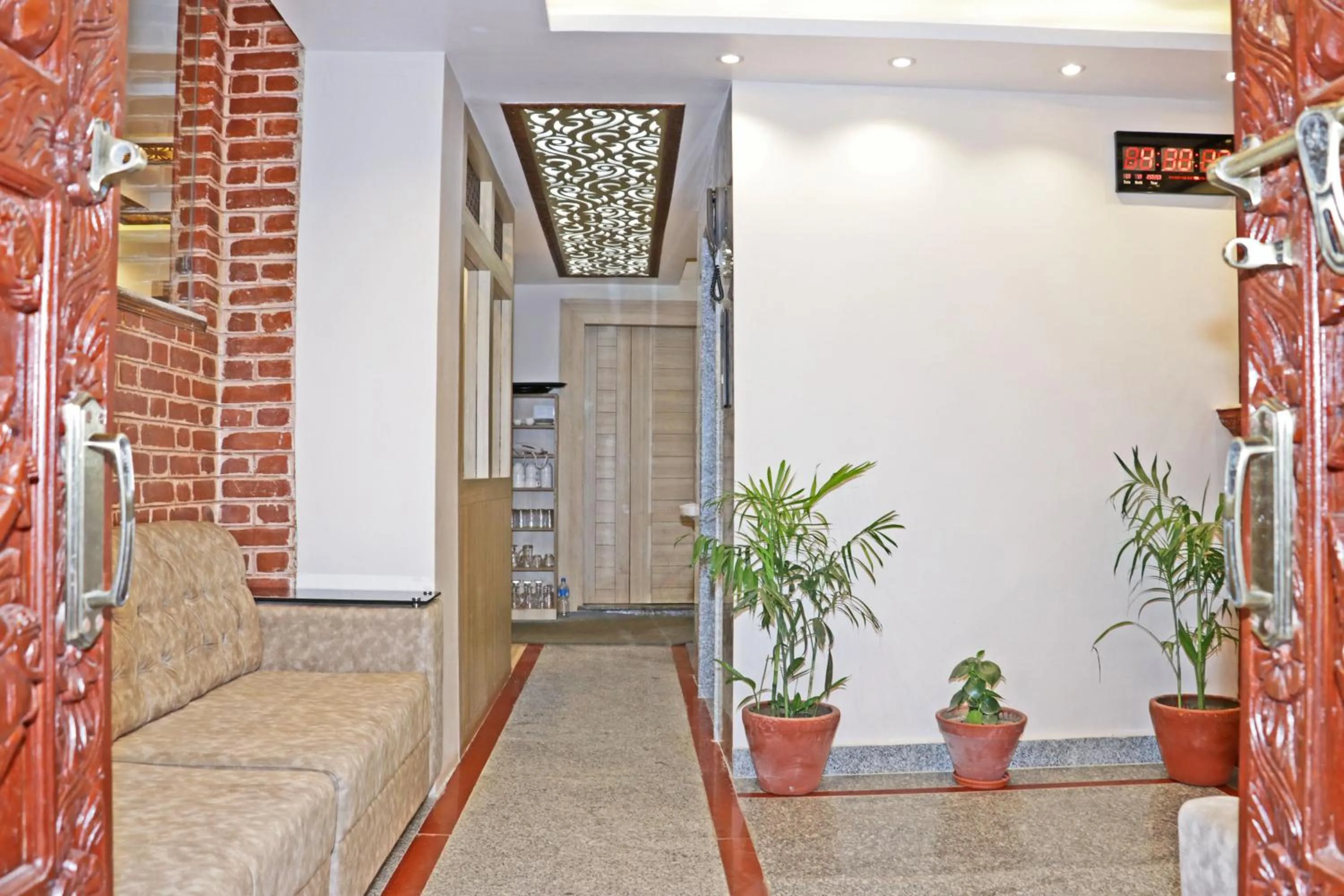 elevator in Hotel Airport Gurkha