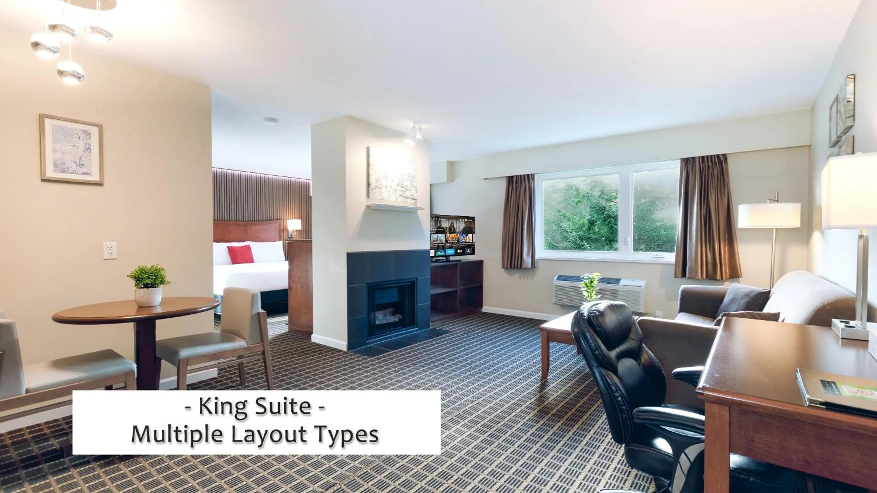 Kitchen or kitchenette in Gibsons Garden Hotel