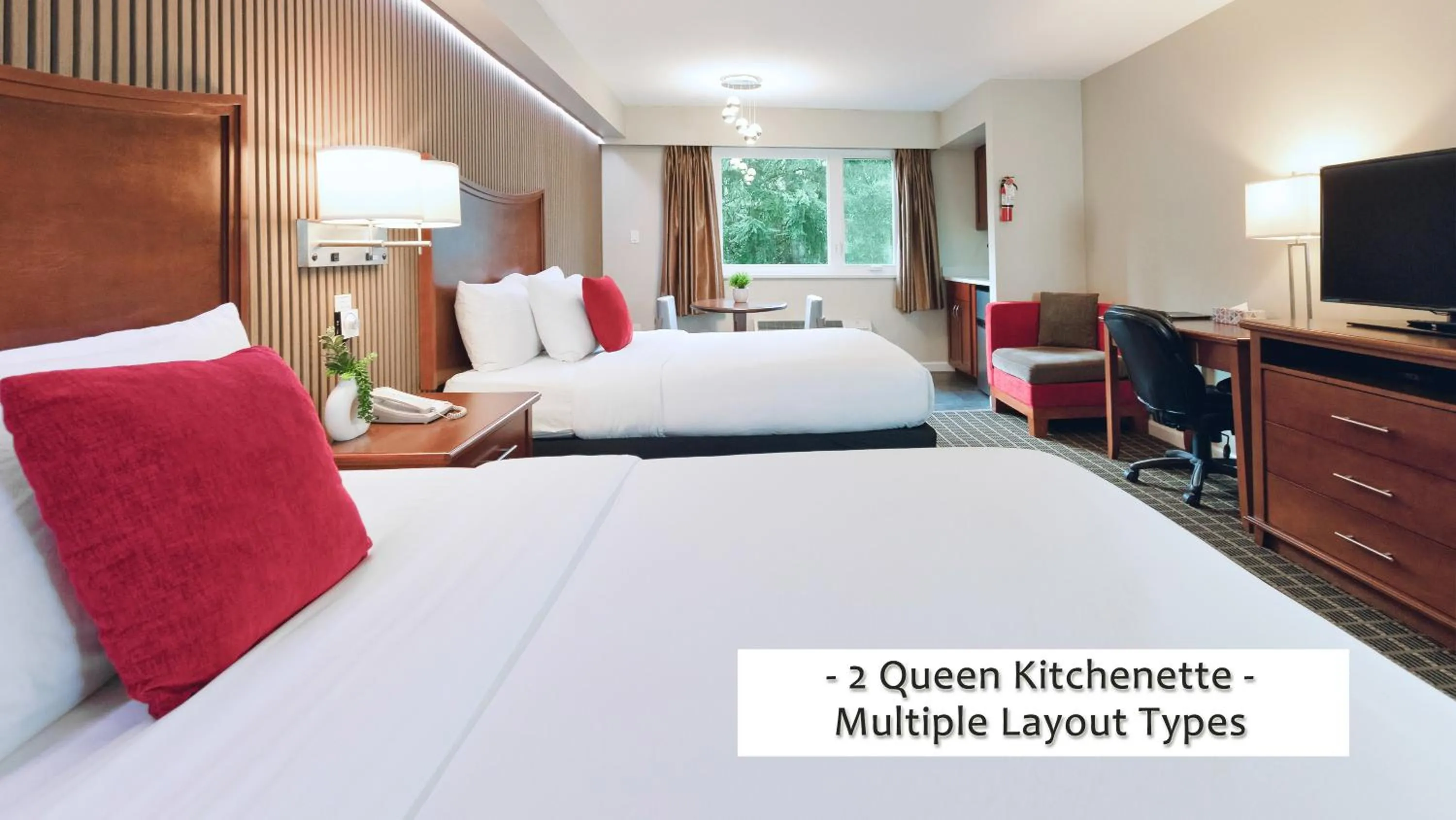 Bedroom, Bed in Gibsons Garden Hotel