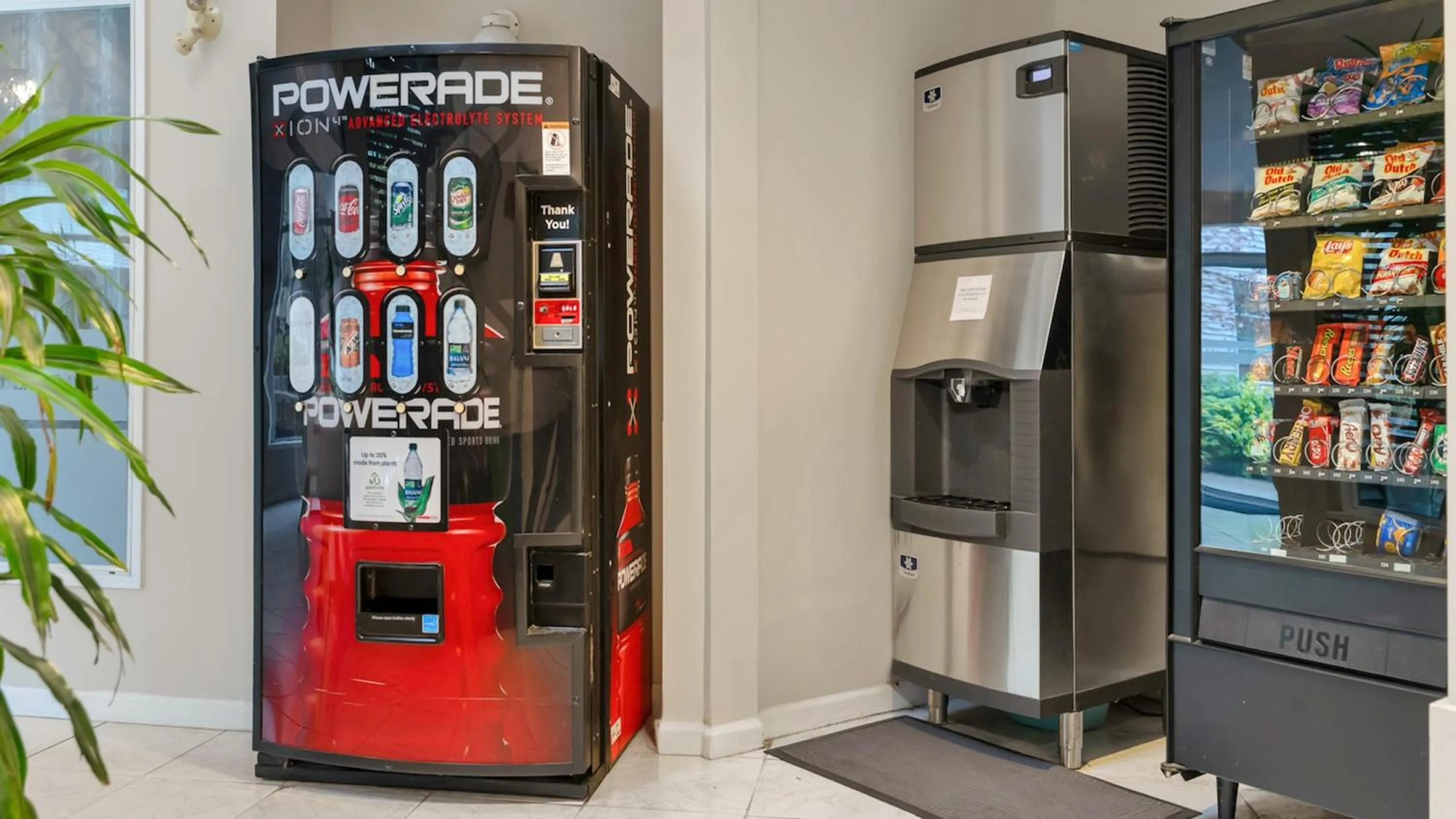vending machine in Gibsons Garden Hotel