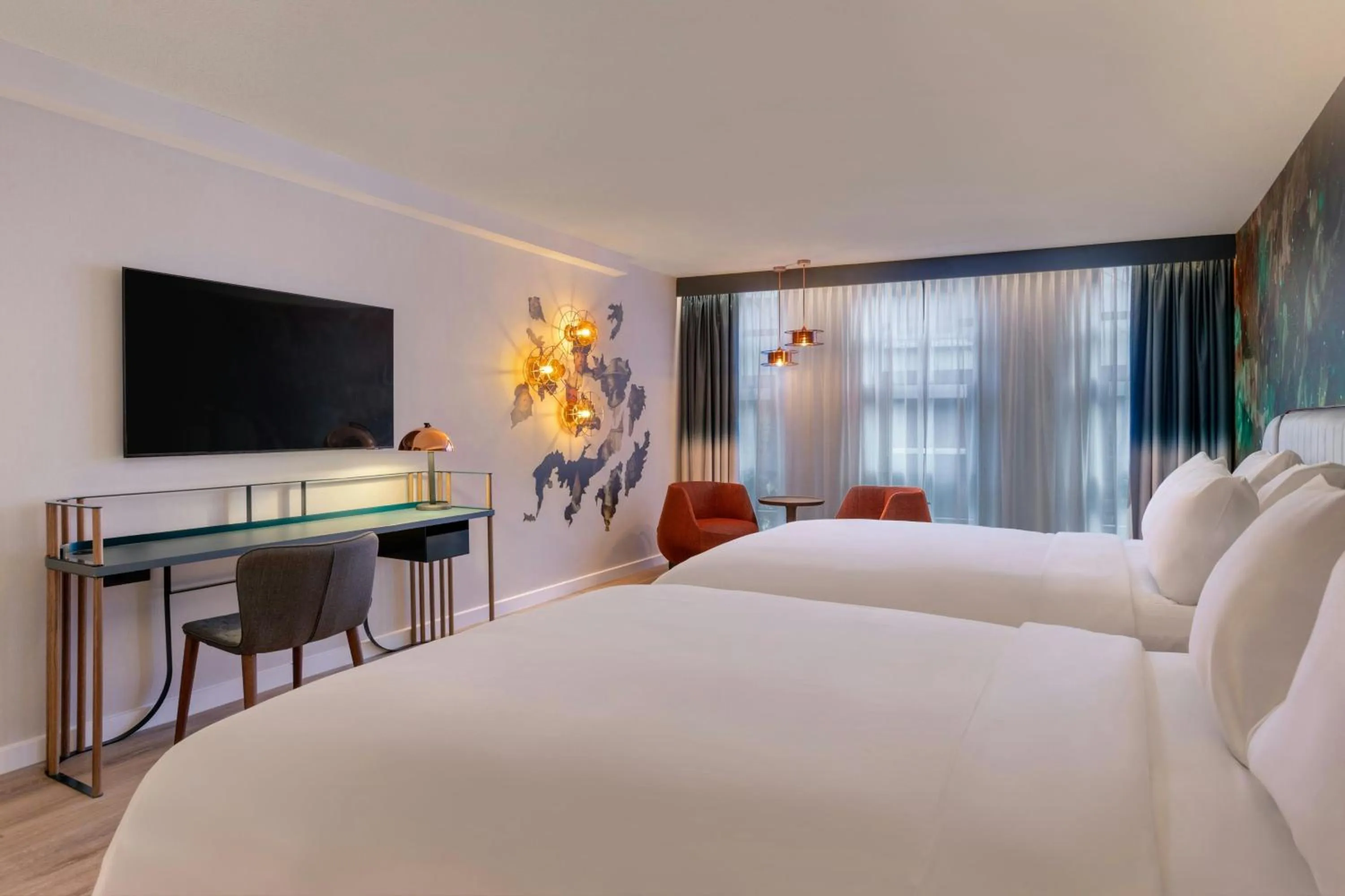 Photo of the whole room, Bed in Renaissance Amsterdam Hotel