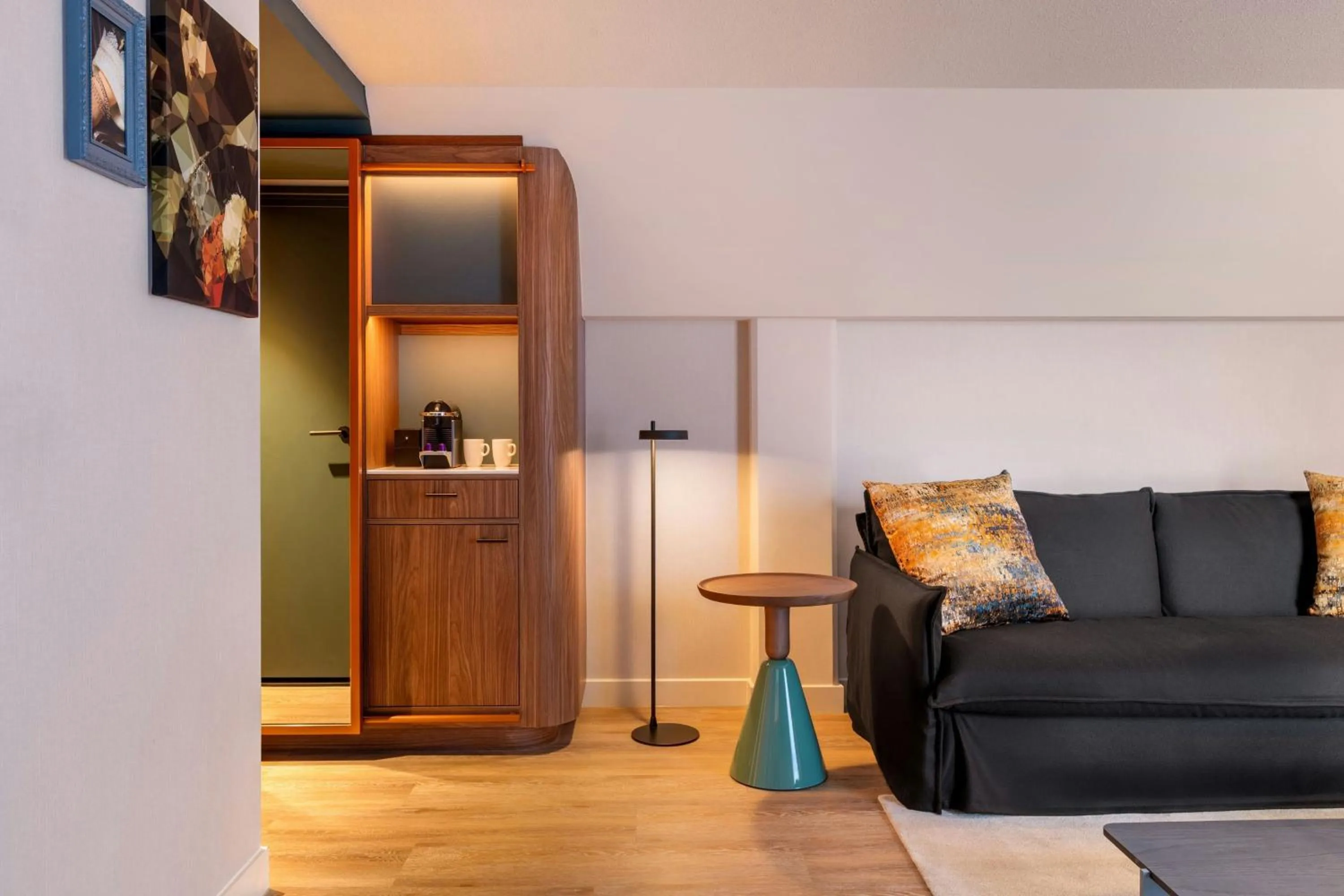 Living room in Renaissance Amsterdam Hotel