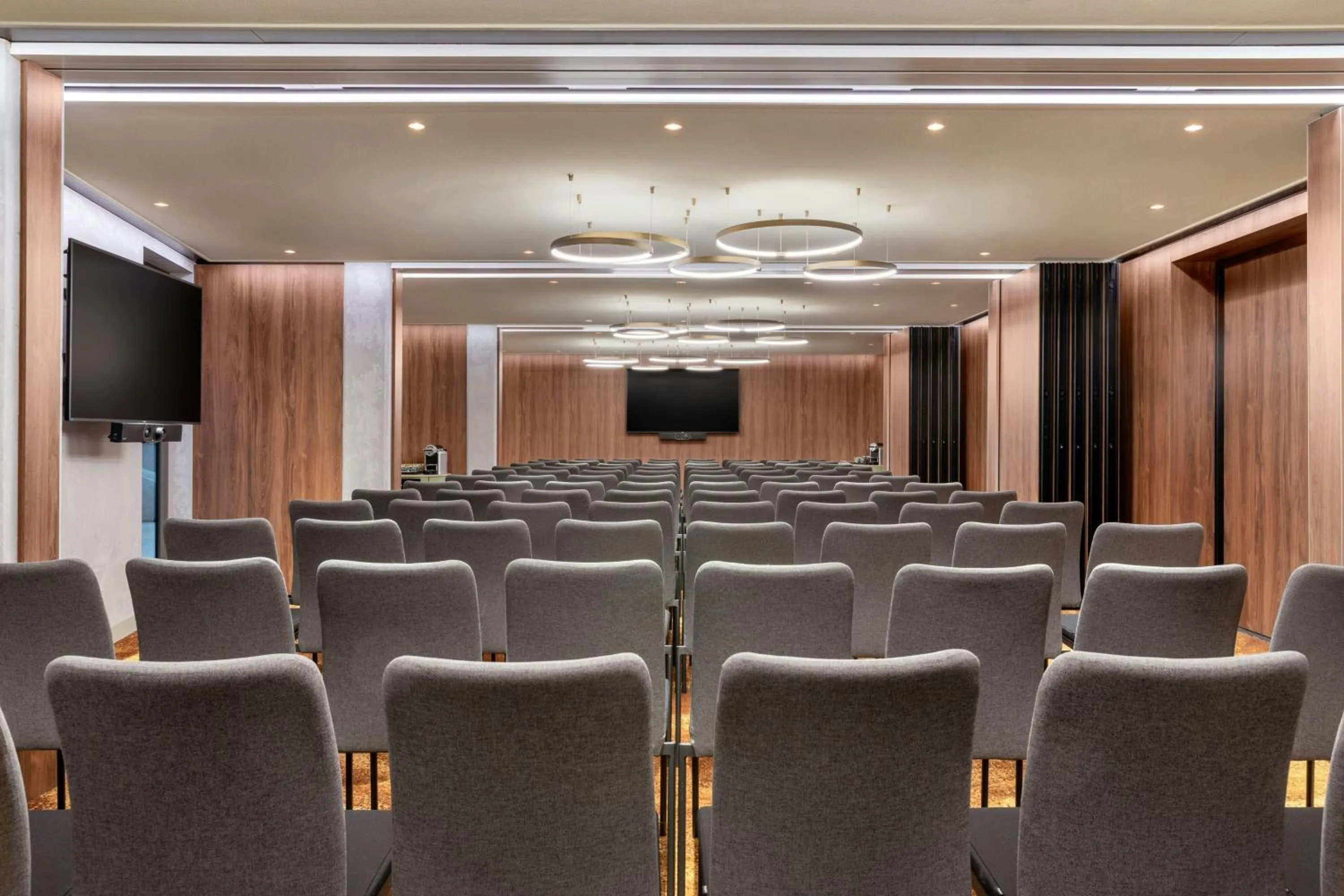 Entertainment in Renaissance Amsterdam Hotel