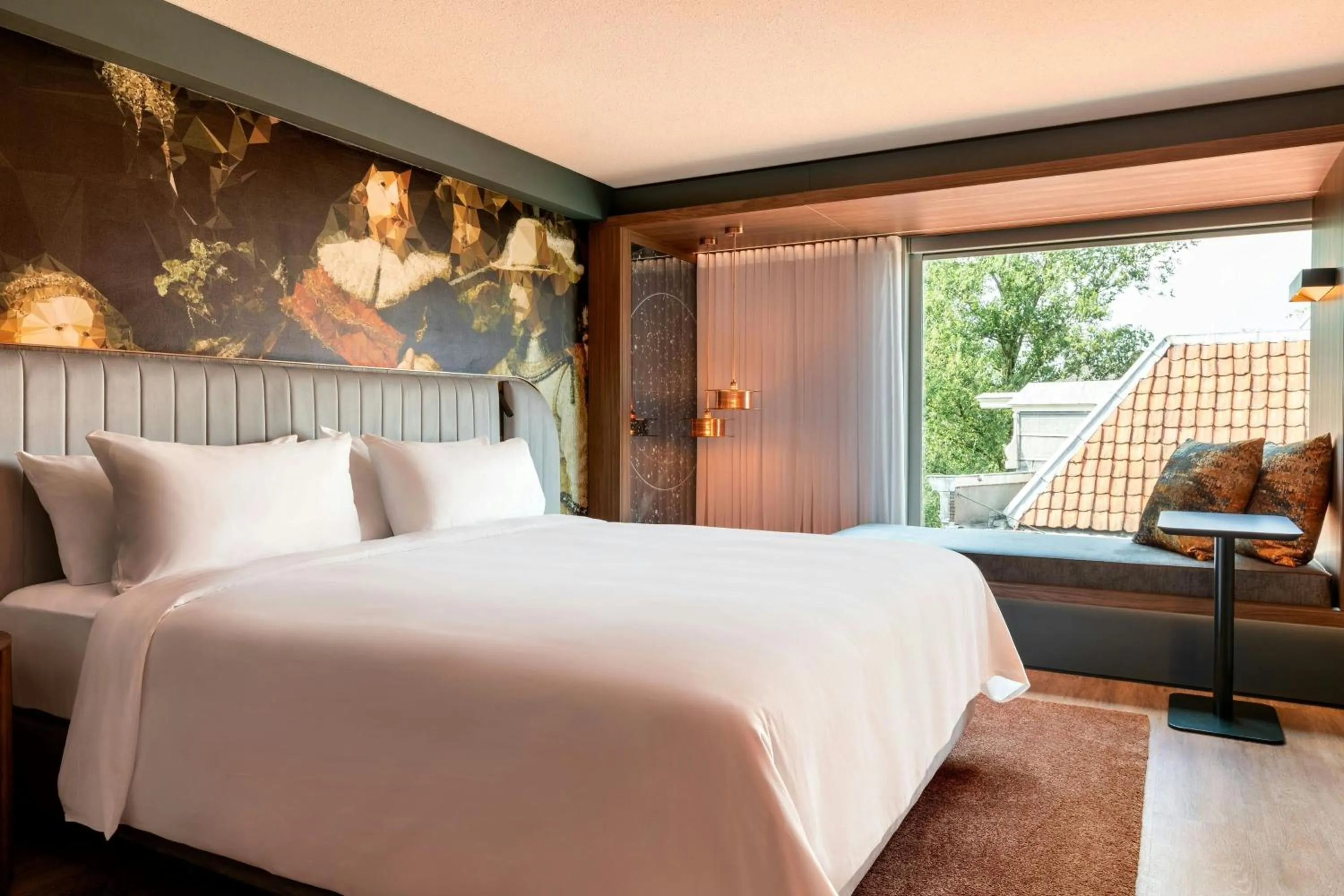 Photo of the whole room, Bed in Renaissance Amsterdam Hotel