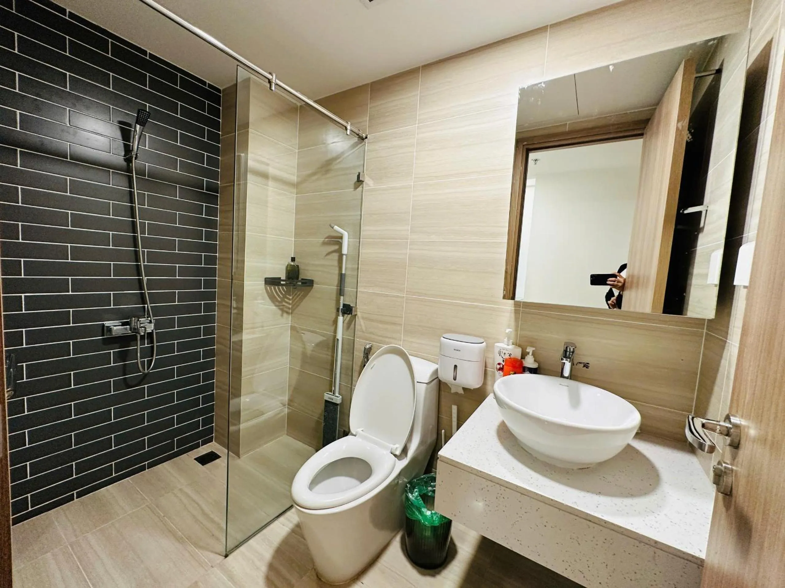 Bathroom in May Soho Saigon Serviced Apartment