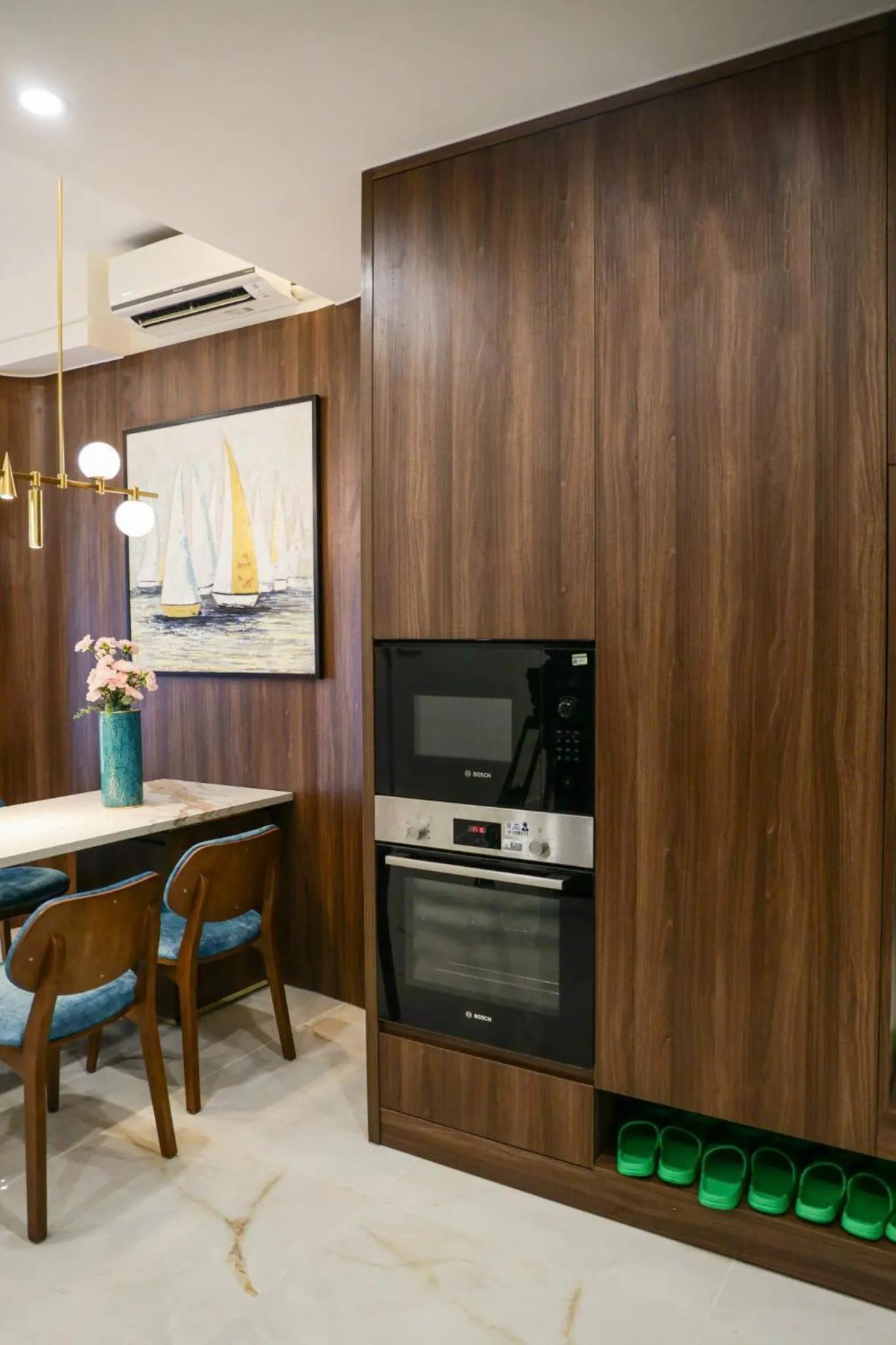 stove in May Soho Saigon Serviced Apartment