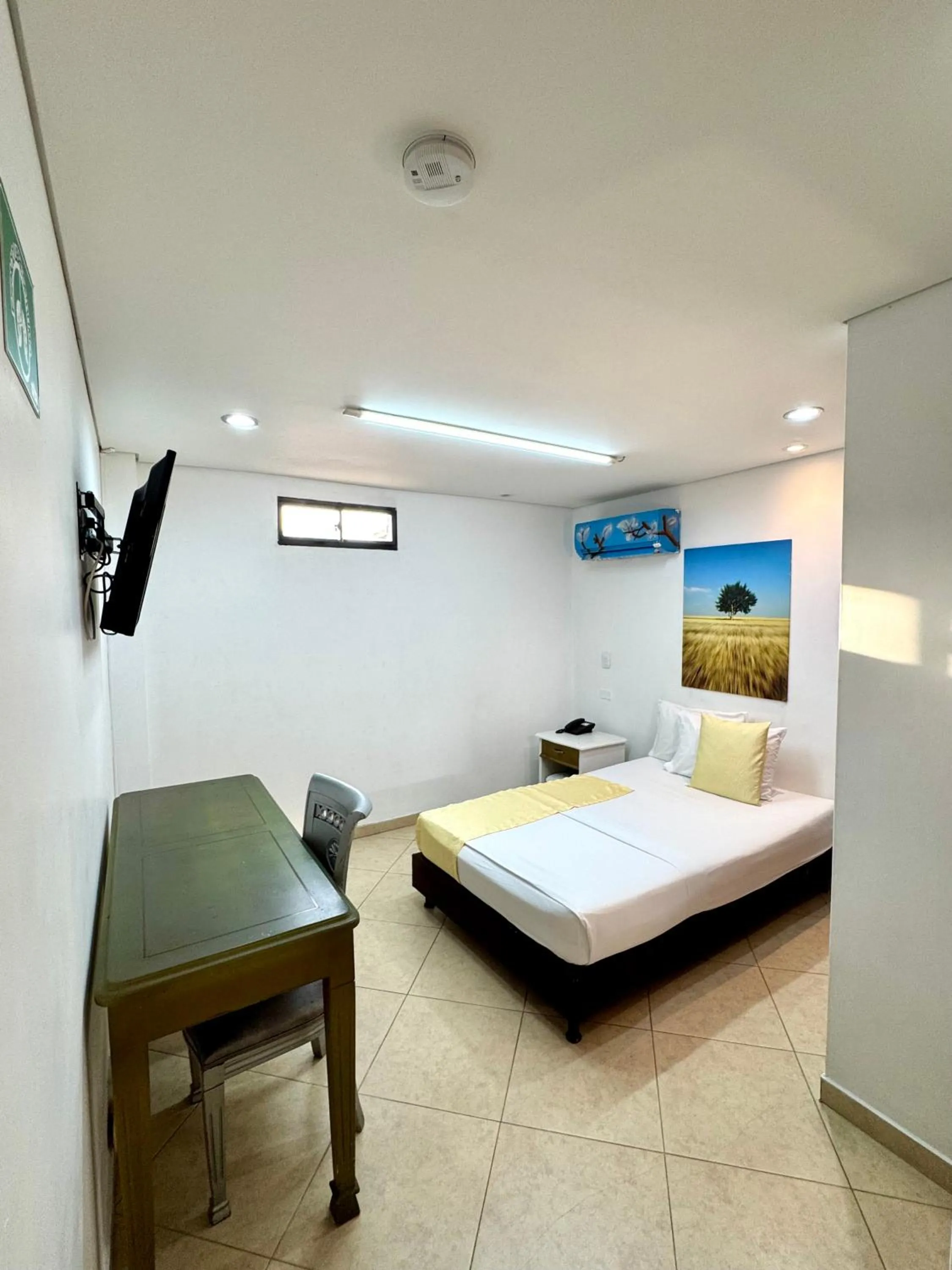 Bed in Hotel Prince Plaza - Laureles Estadio