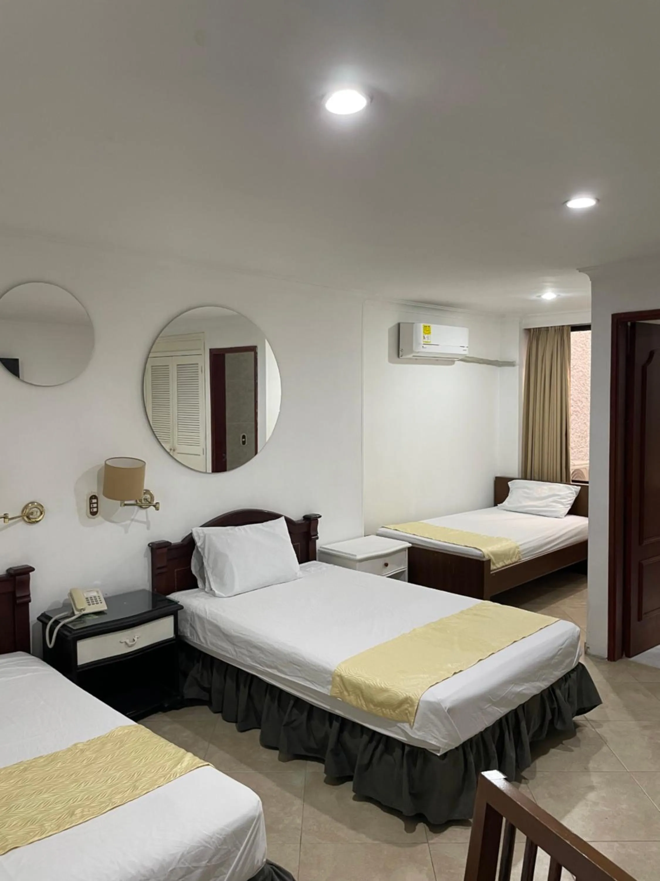 Bed in Hotel Prince Plaza - Laureles Estadio