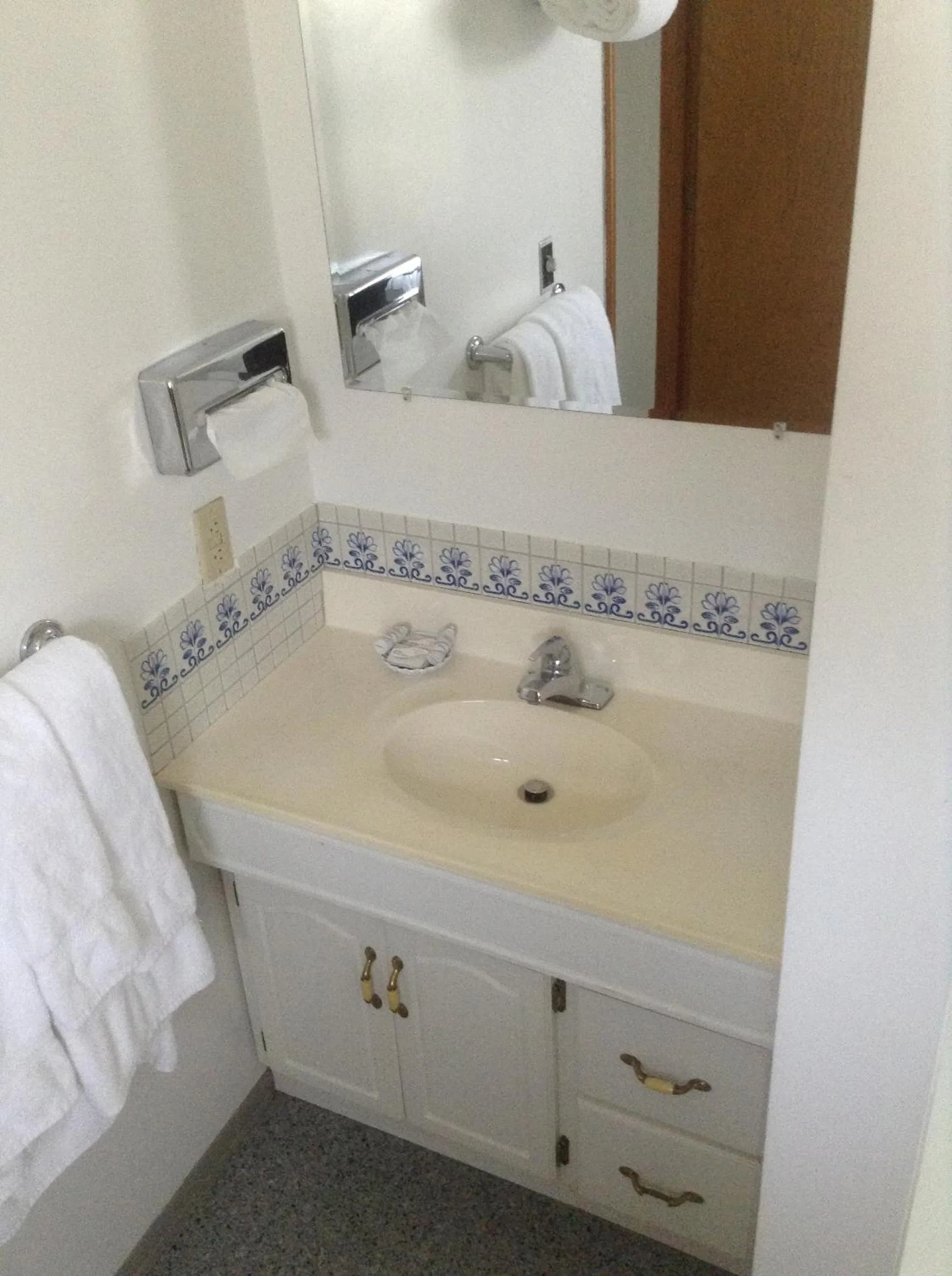 Bathroom in Marina Motel