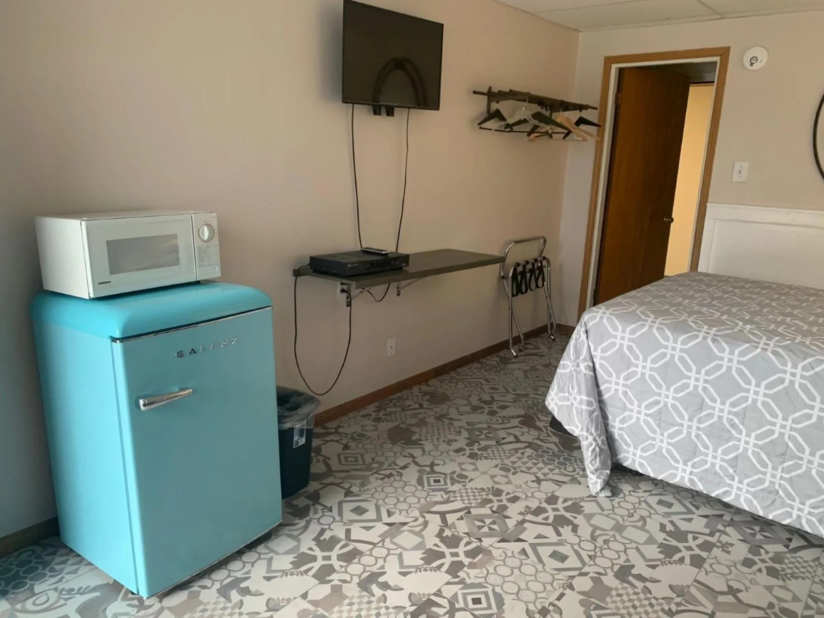 Bedroom, Bed in Marina Motel