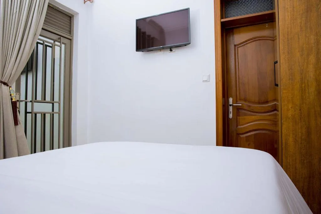 Bed in Velvet Suites