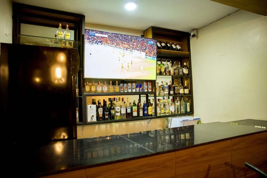 Restaurant/places to eat in Velvet Suites