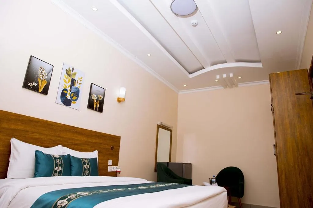 Bed in Velvet Suites