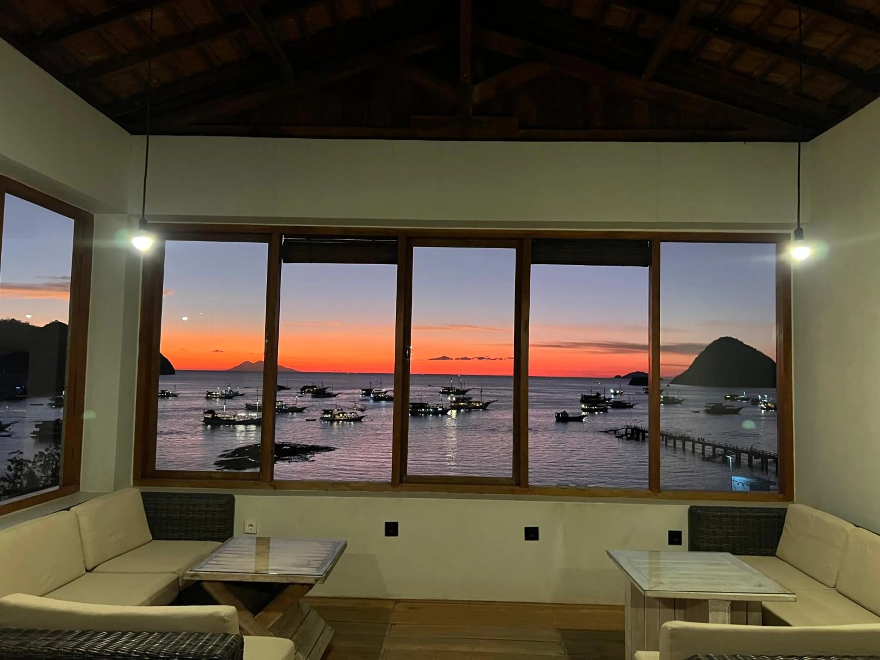 Dining area in Blue Parrot