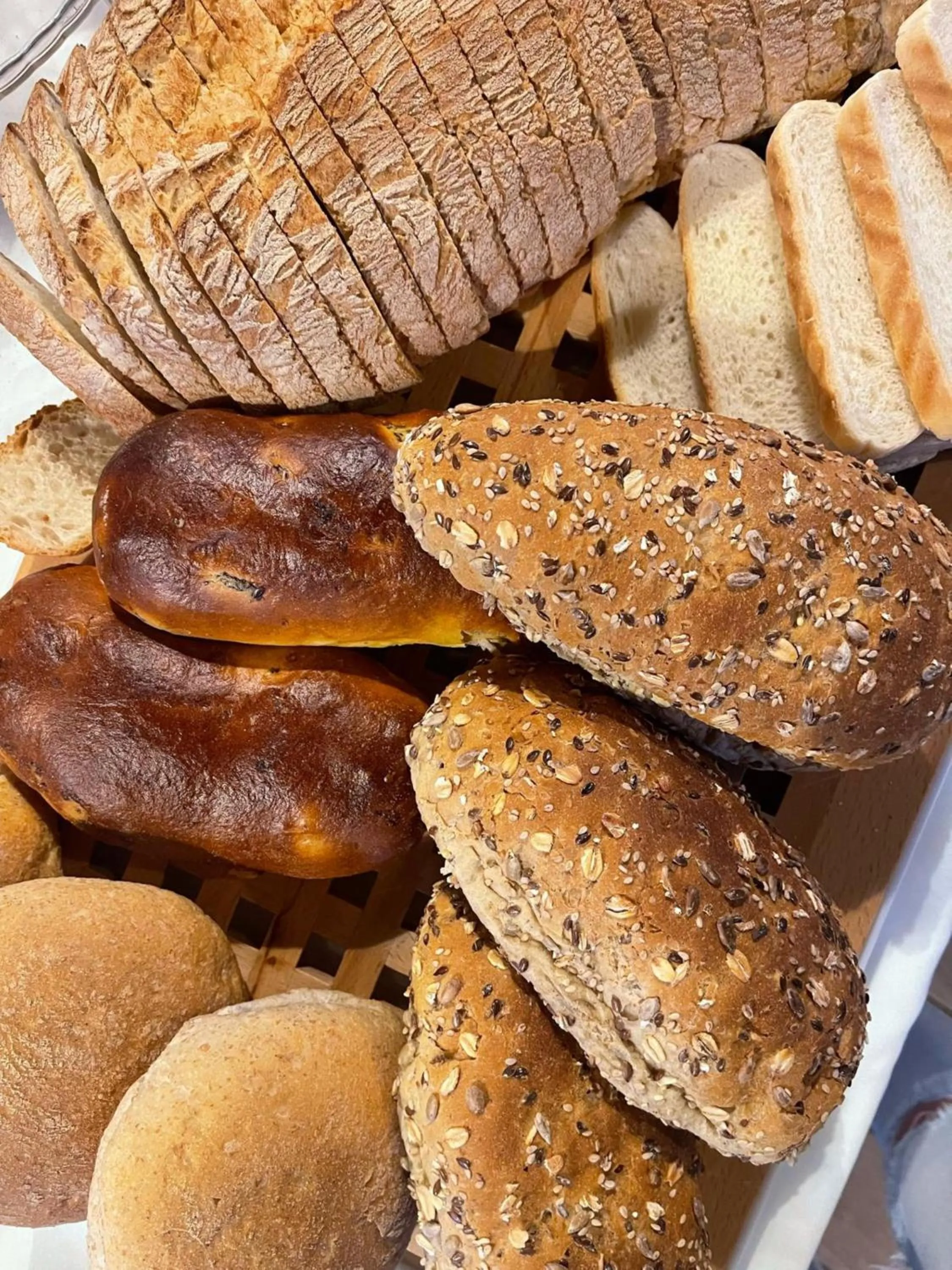 Restaurant/places to eat in Mediterrâneo Madeira