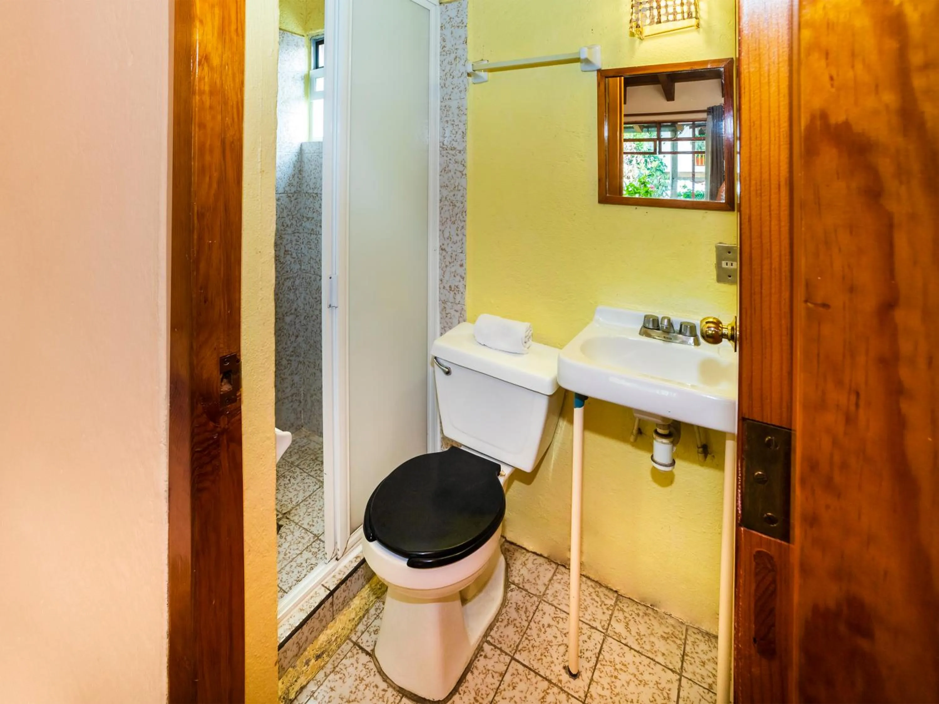 Shower in Posada Real del Valle