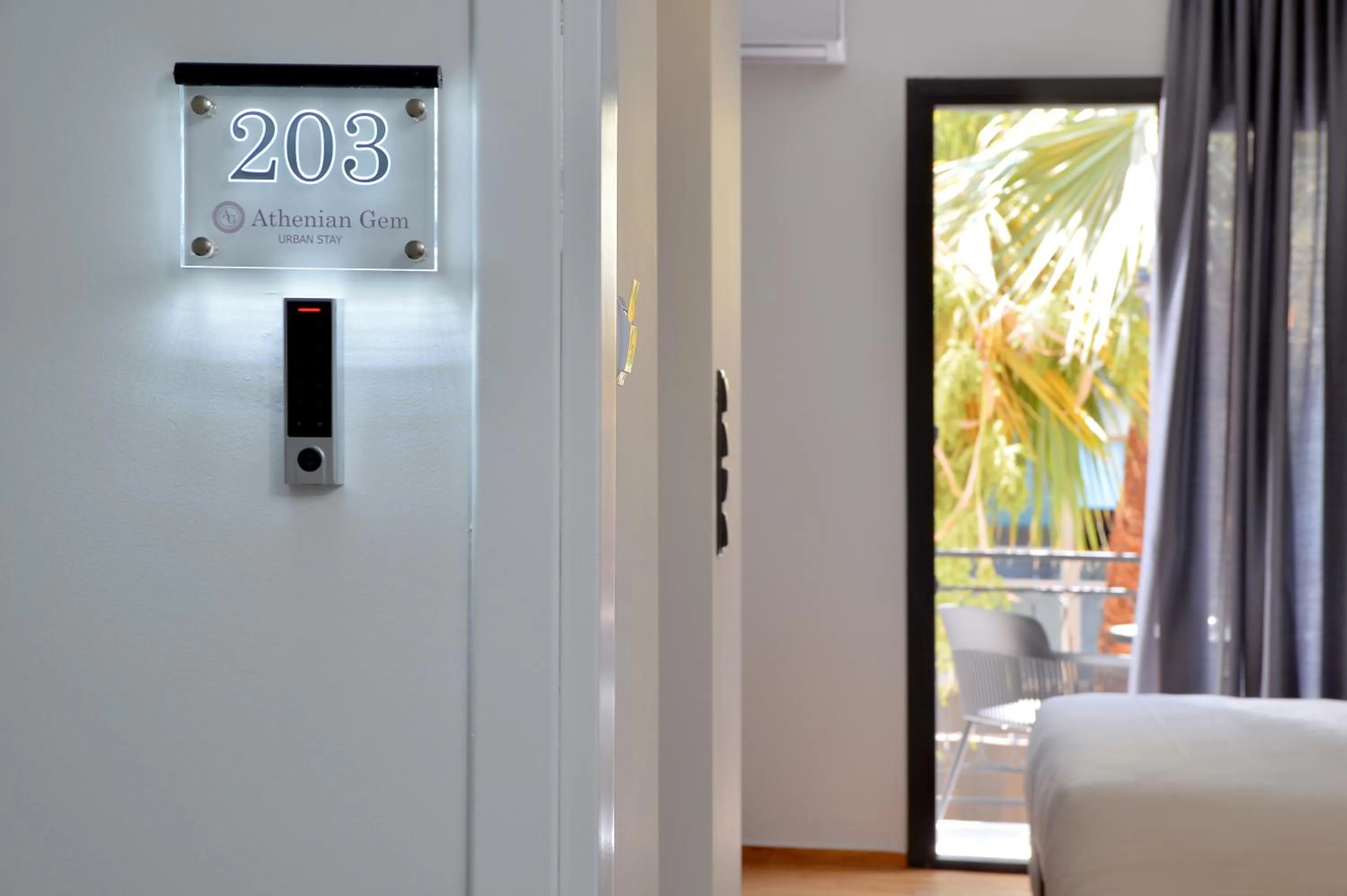 Breakfast, Bed in Athenian Gem