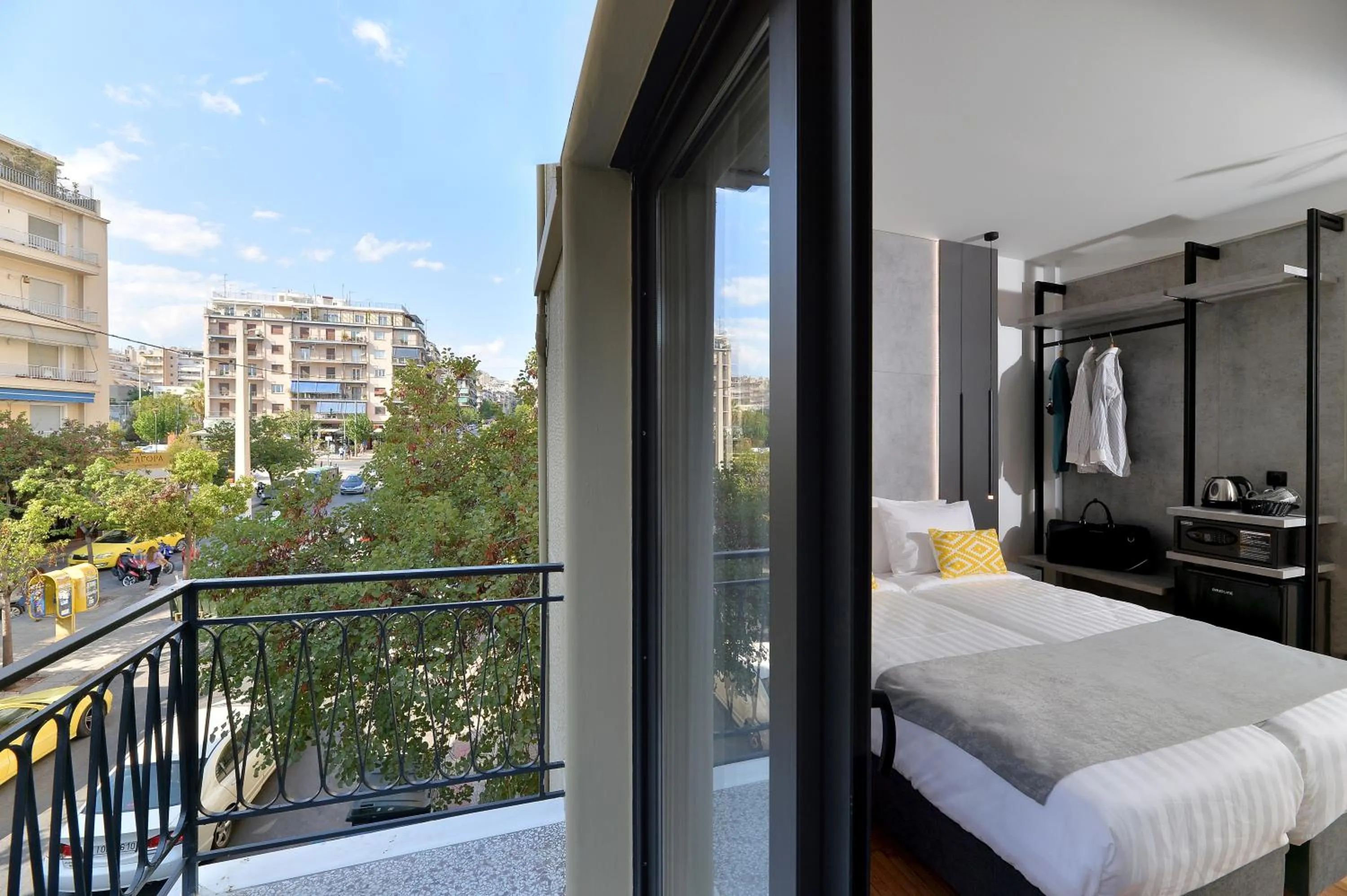 Balcony/Terrace, Bed in Athenian Gem