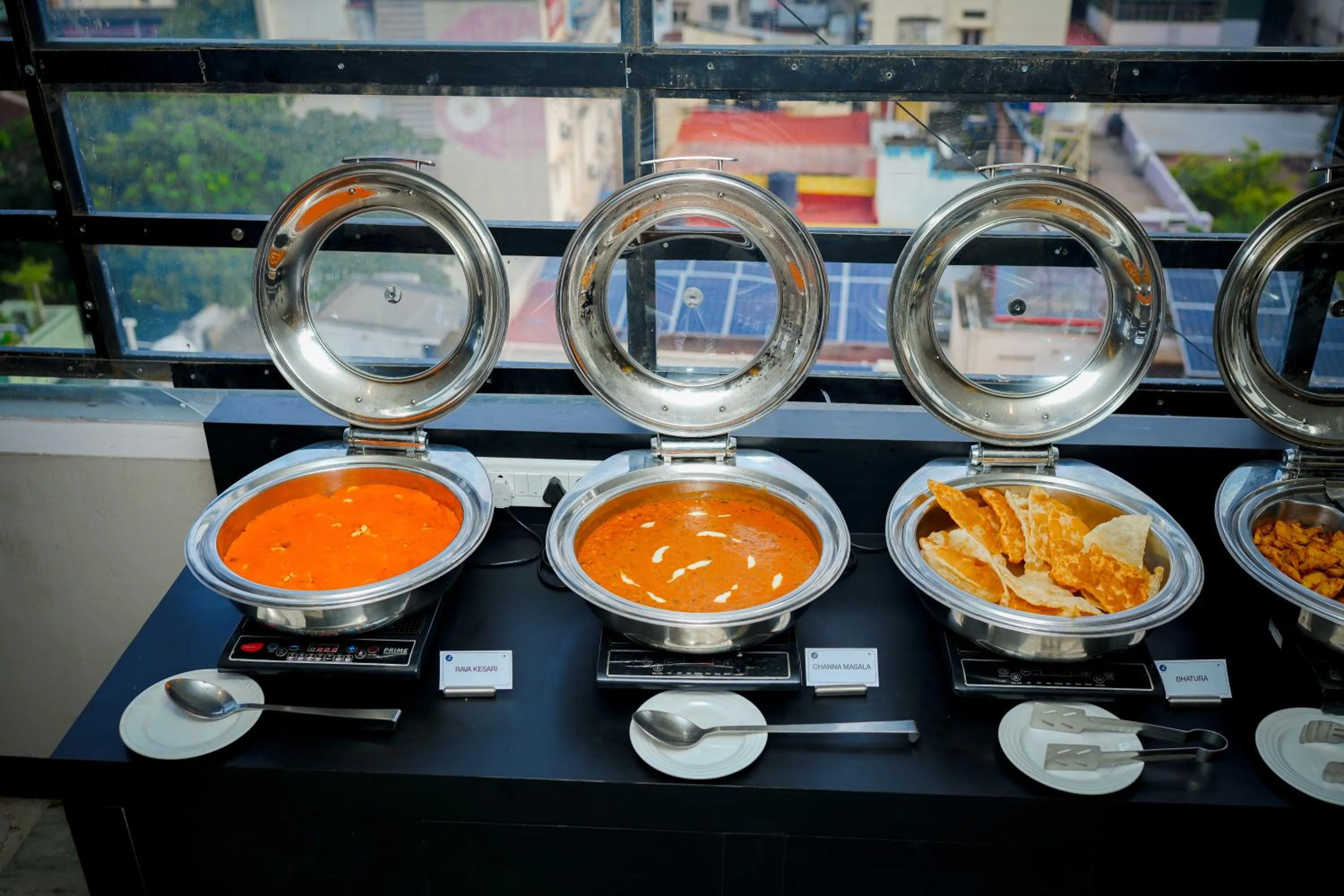 Restaurant/places to eat in Zip by Spree Hotels Mangala International