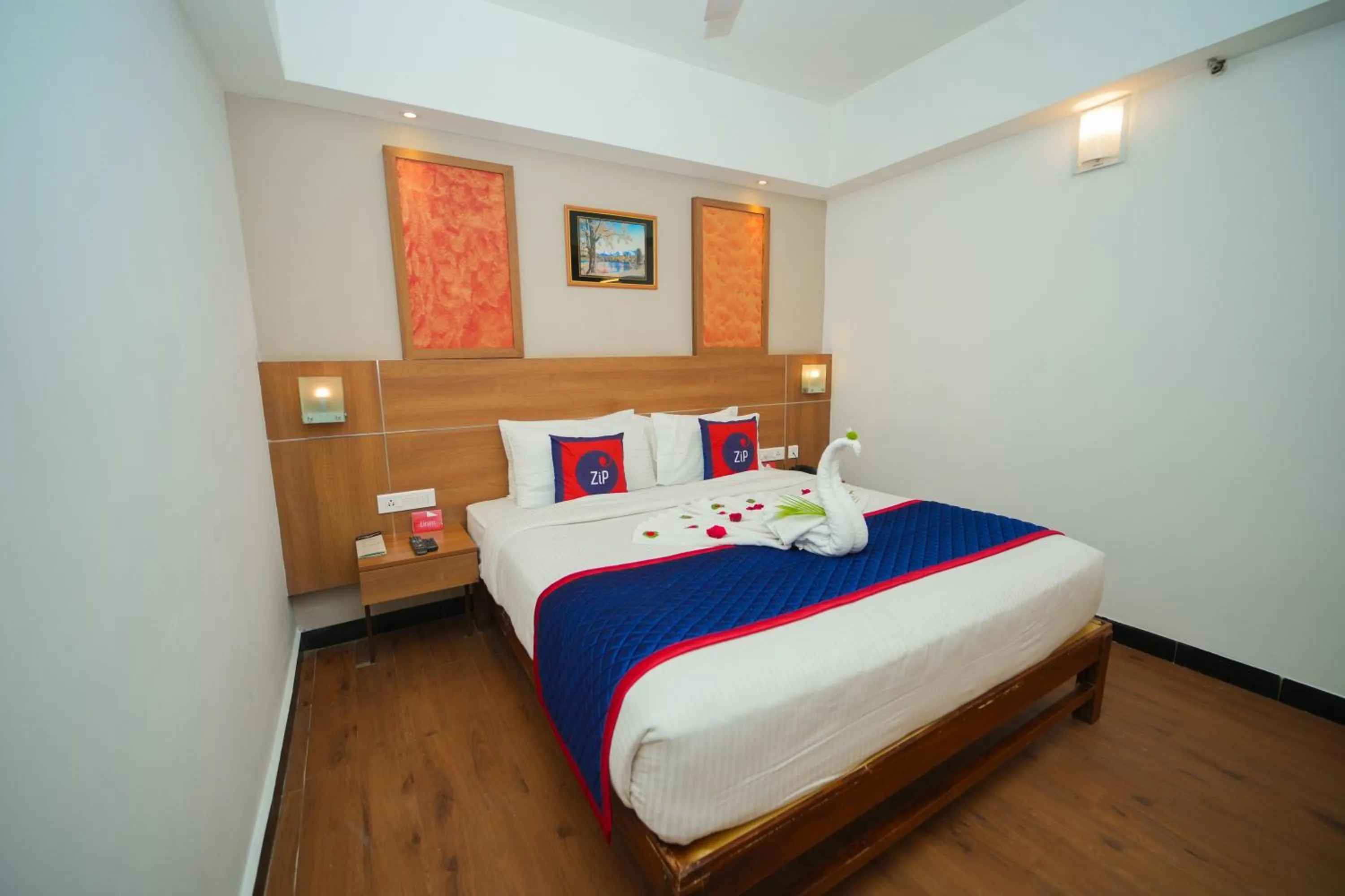 Bed in Zip by Spree Hotels Mangala International
