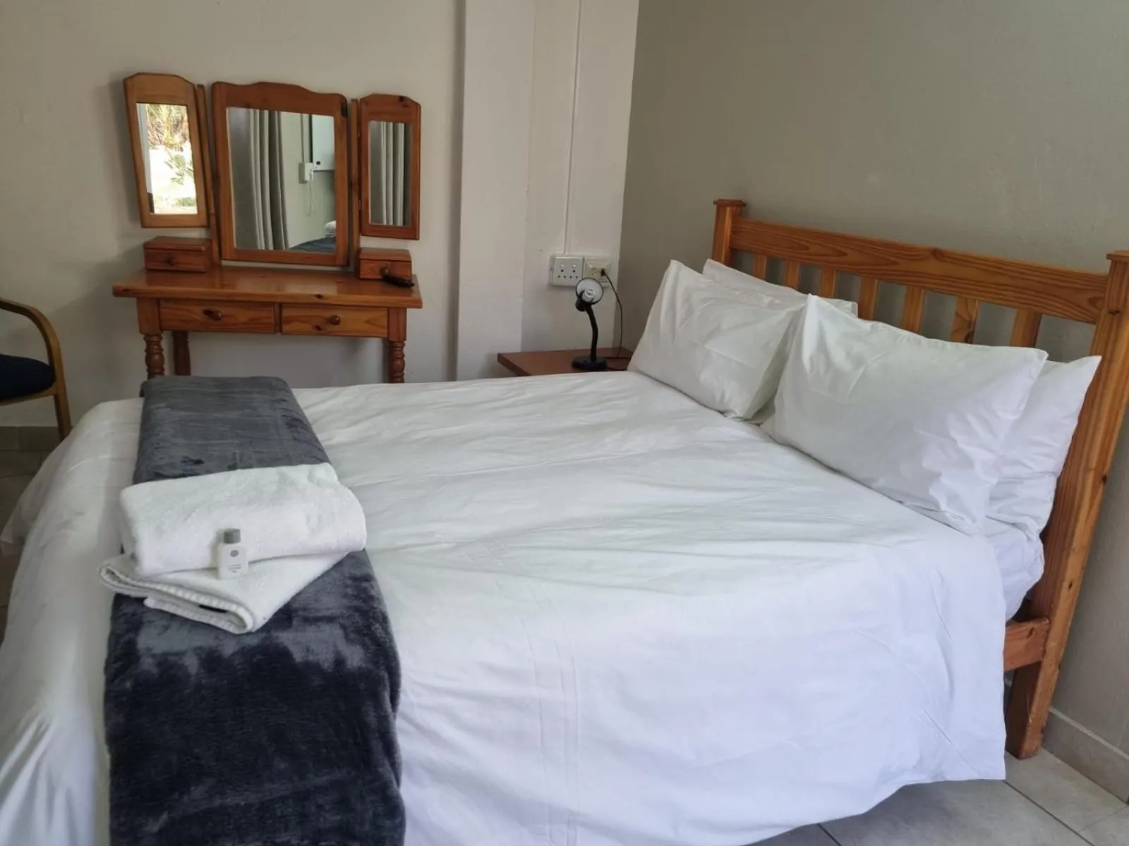 Bed in Emerald Guesthouse