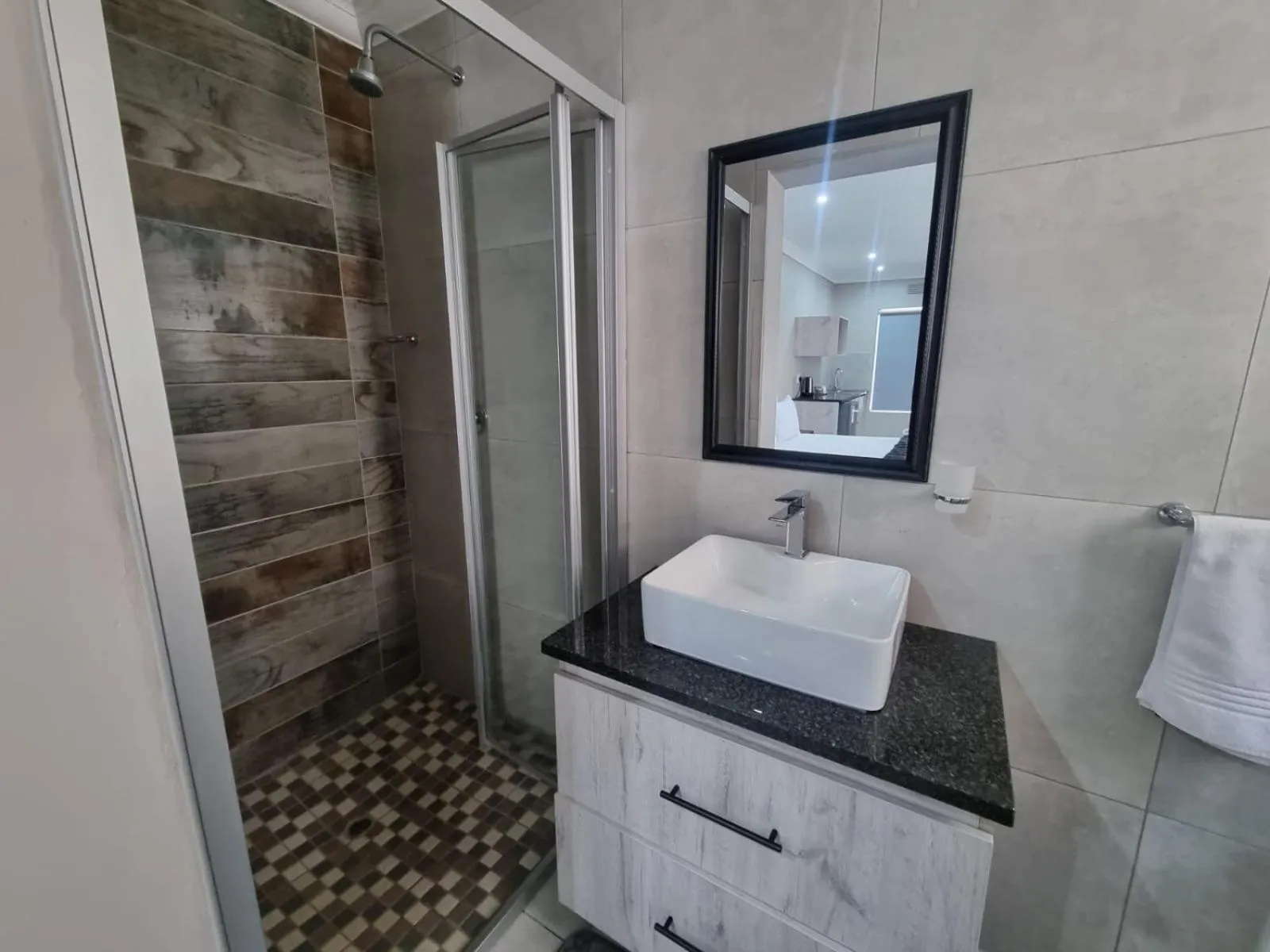 Bathroom in Emerald Guesthouse