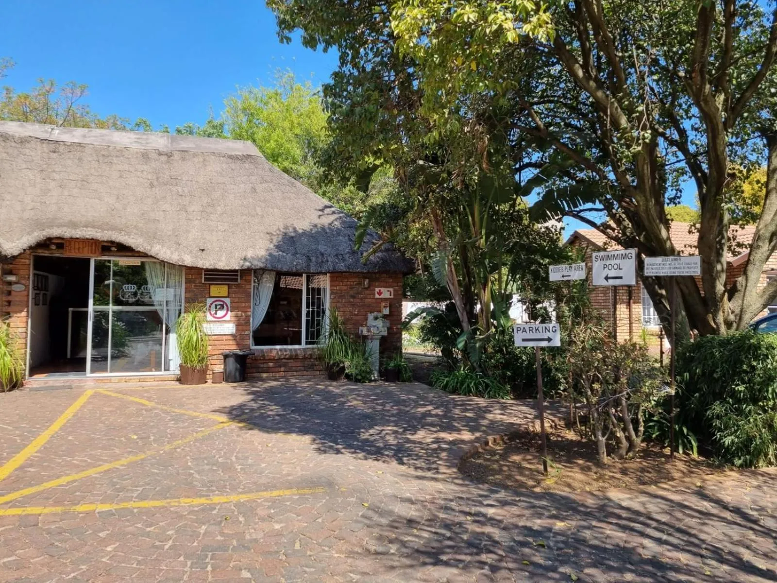 Property building in Emerald Guesthouse