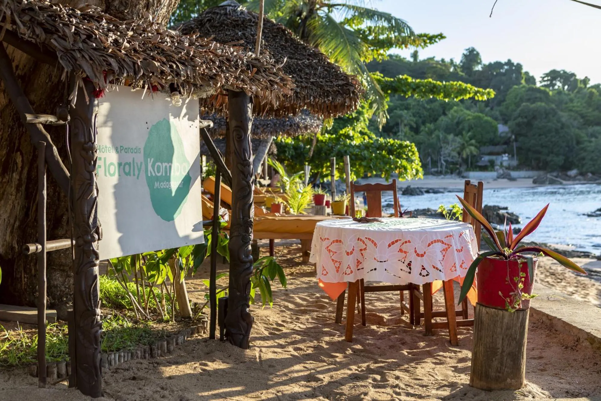 Day in Floraly Komba Hotel - Nosy Komba