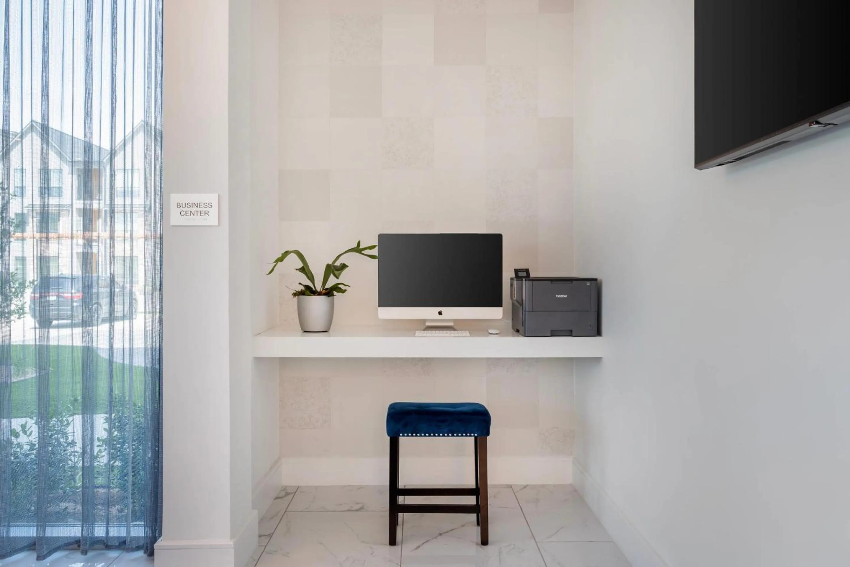 Business facilities in Cambria Hotel Waco University Riverfront