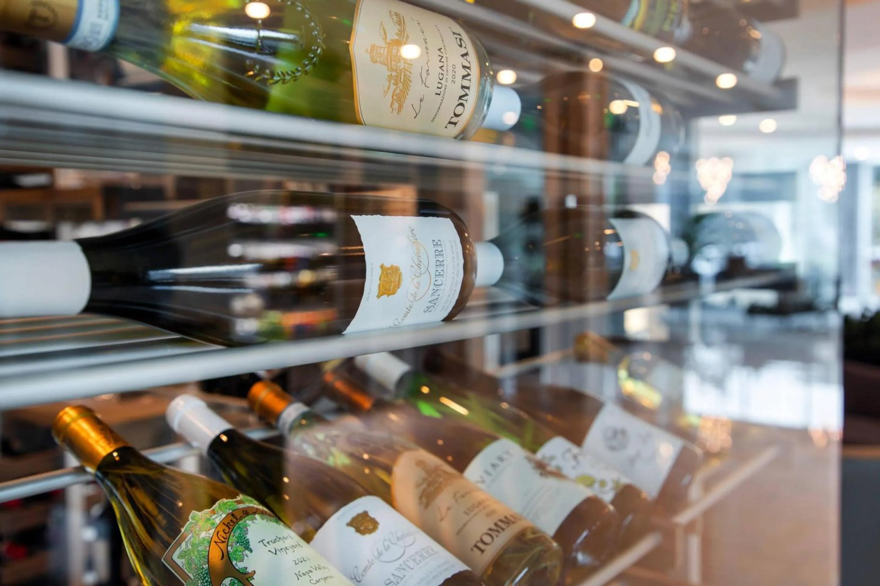 Restaurant/places to eat in Cambria Hotel Waco University Riverfront