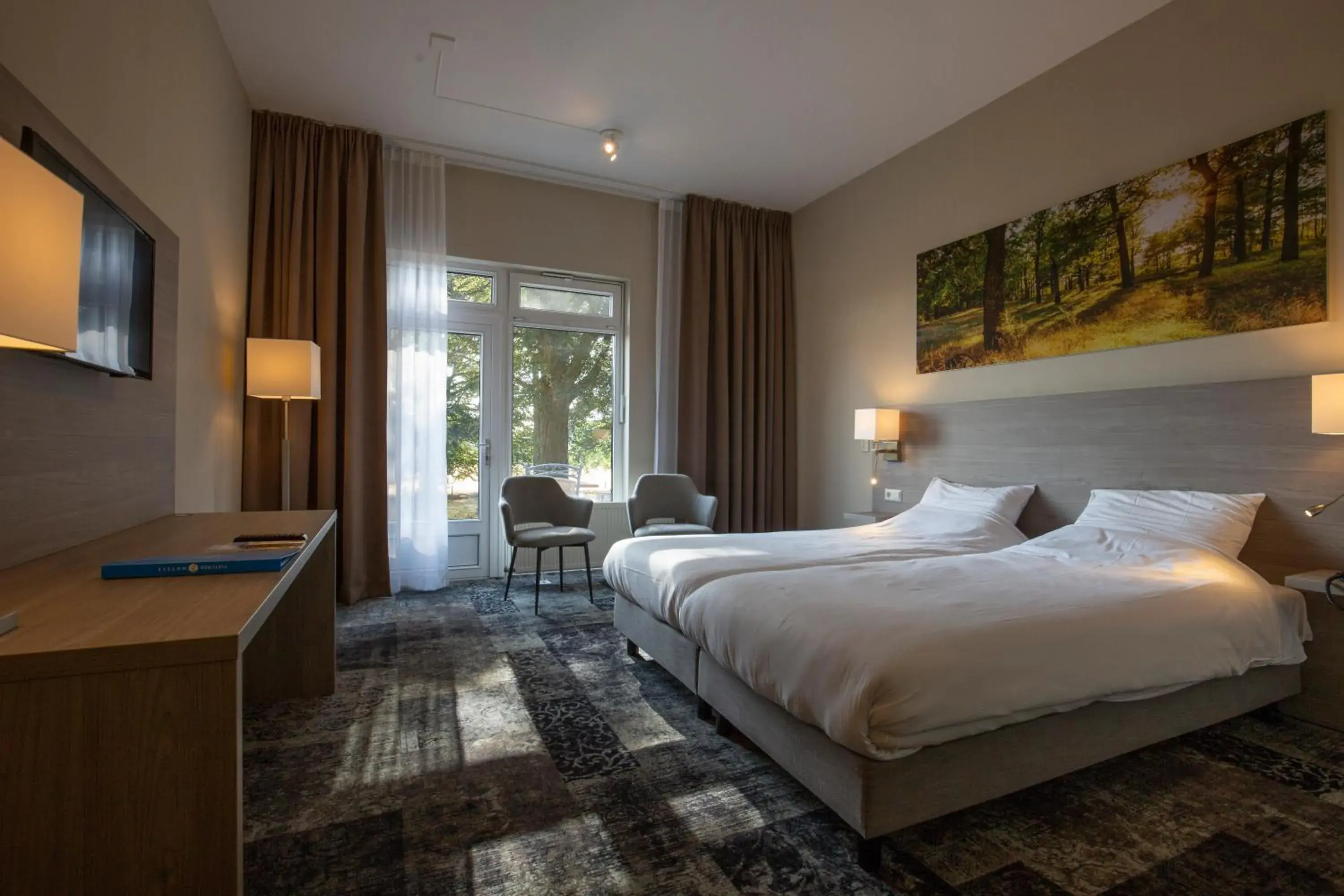 Comfort Plus Double Room with Terrace in Fletcher Hotel Restaurant Paasberg Comfort Plus Double Room with Terrace in Fletcher Hotel Restaurant Paasberg