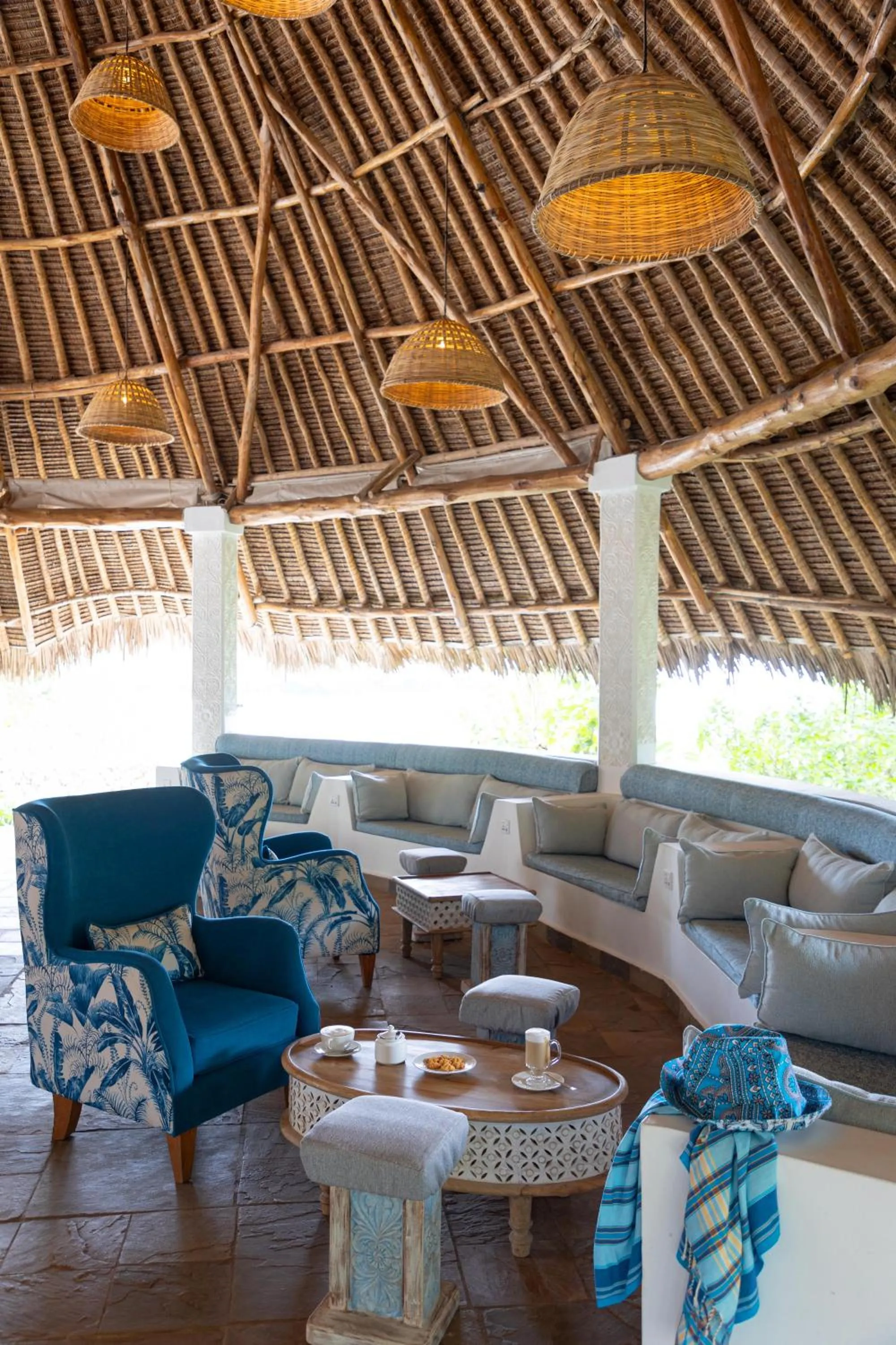 Lounge or bar in Chale Island Resort