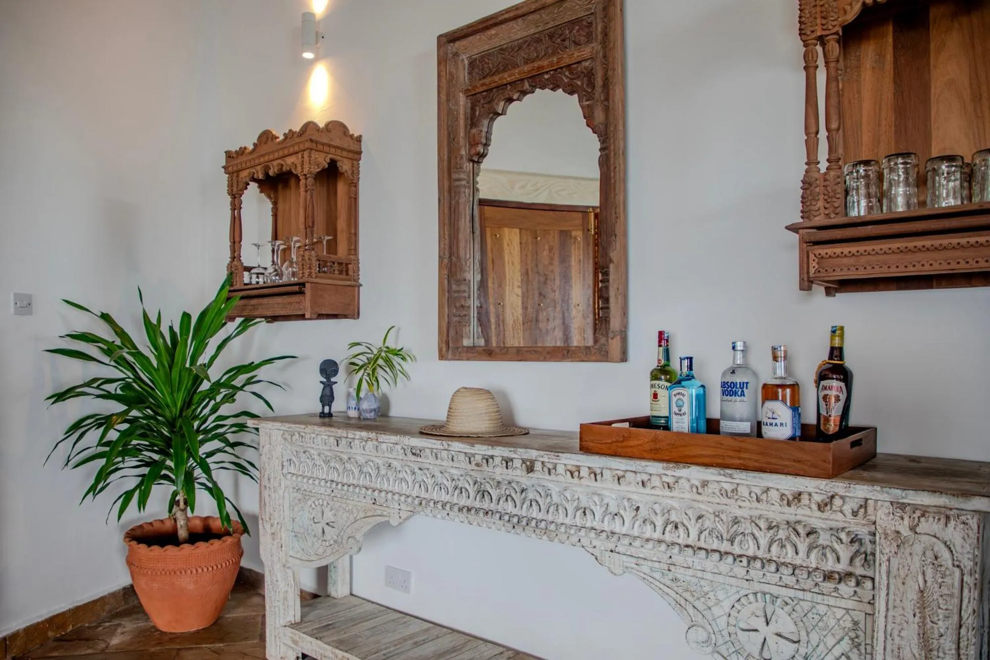 Lounge or bar in Chale Island Resort