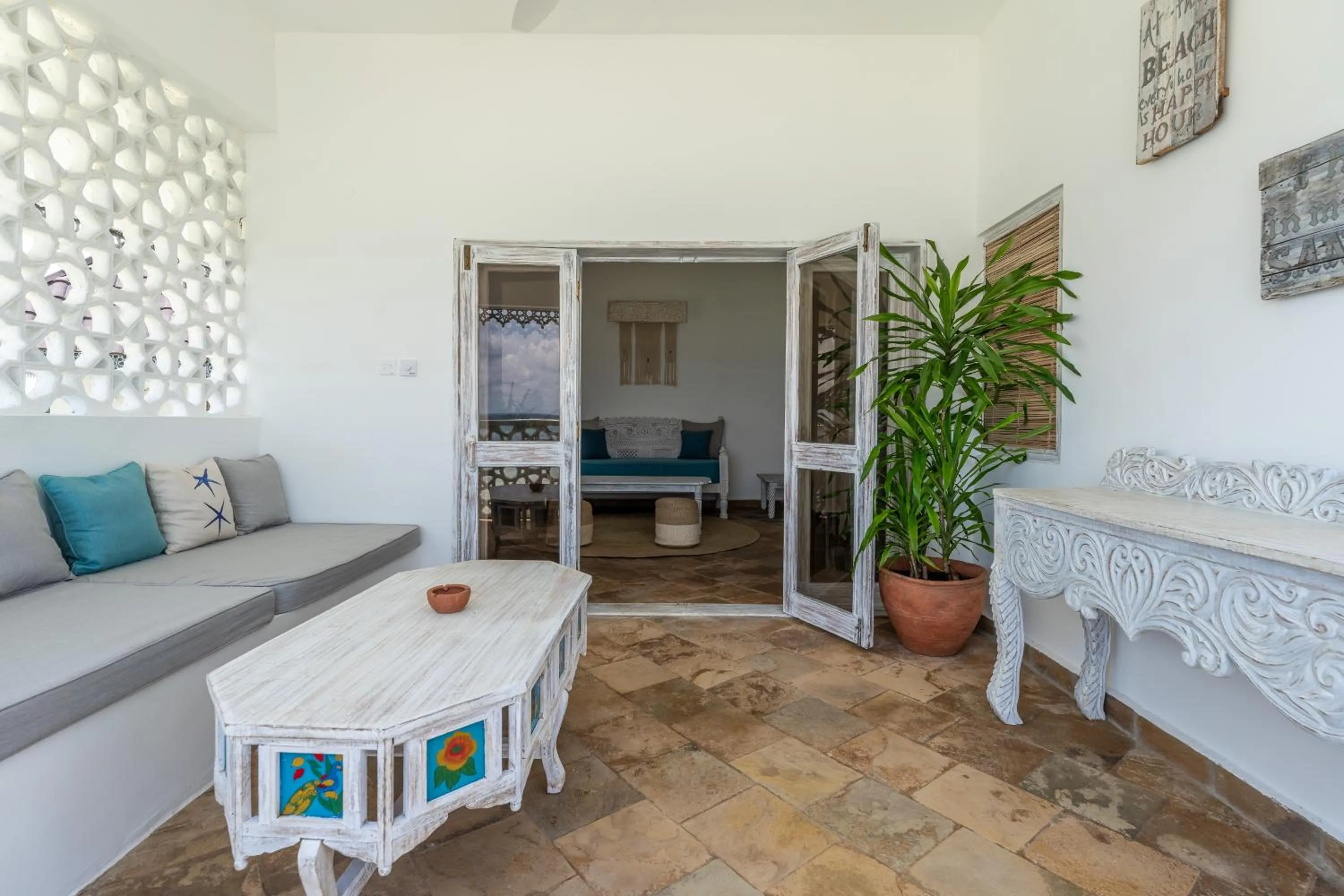 Balcony/Terrace in Chale Island Resort