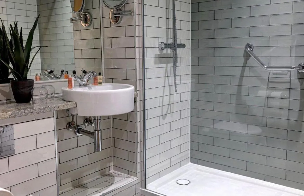 Shower in The New Hobbit Hotel Rooms