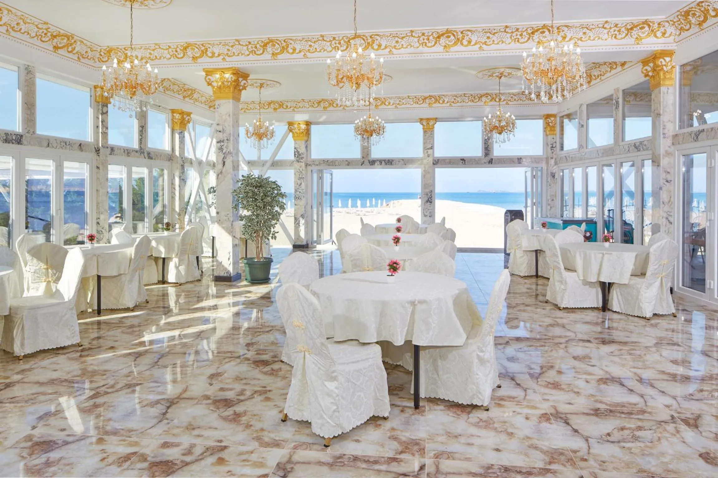 Banquet/Function facilities in Hotel Amore Beach - All Inclusive