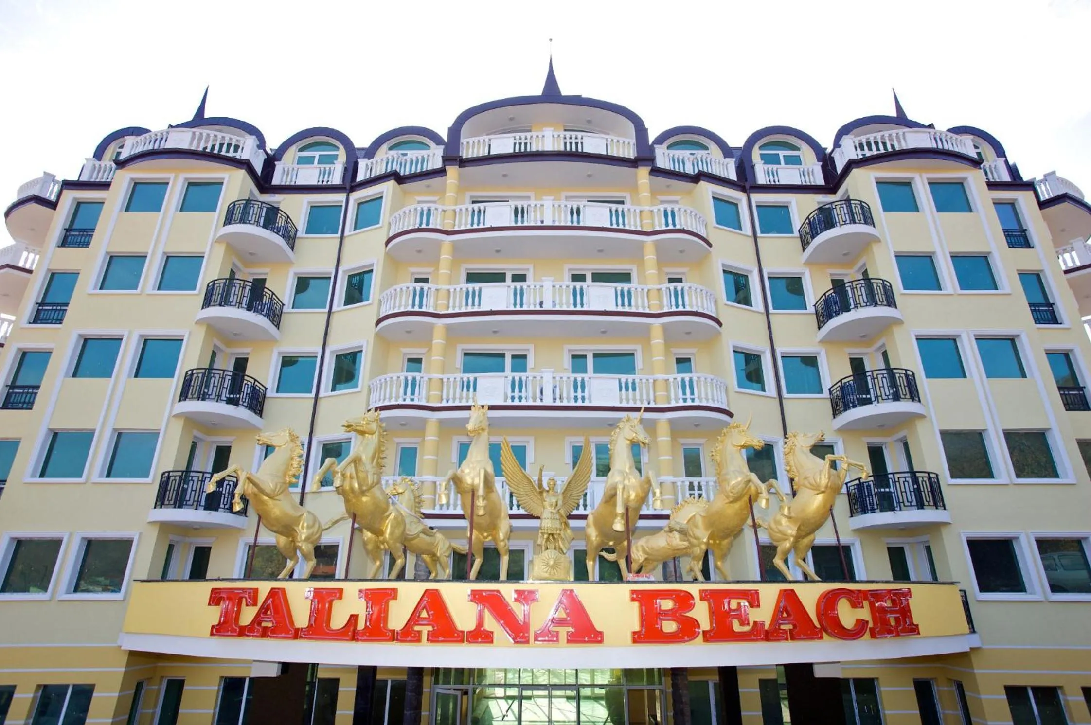 Facade/entrance in Hotel Amore Beach - All Inclusive
