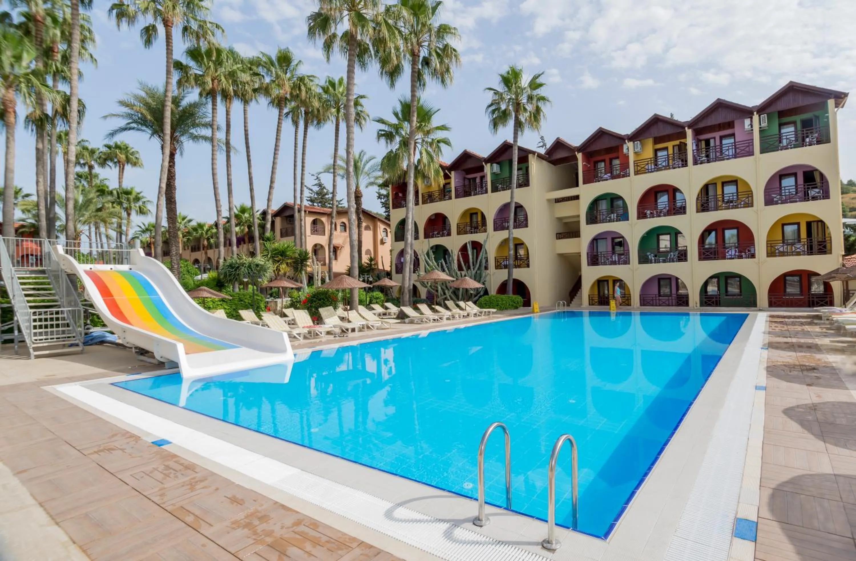 Swimming pool in Club Tropical Beach Hotel - All Inclusive