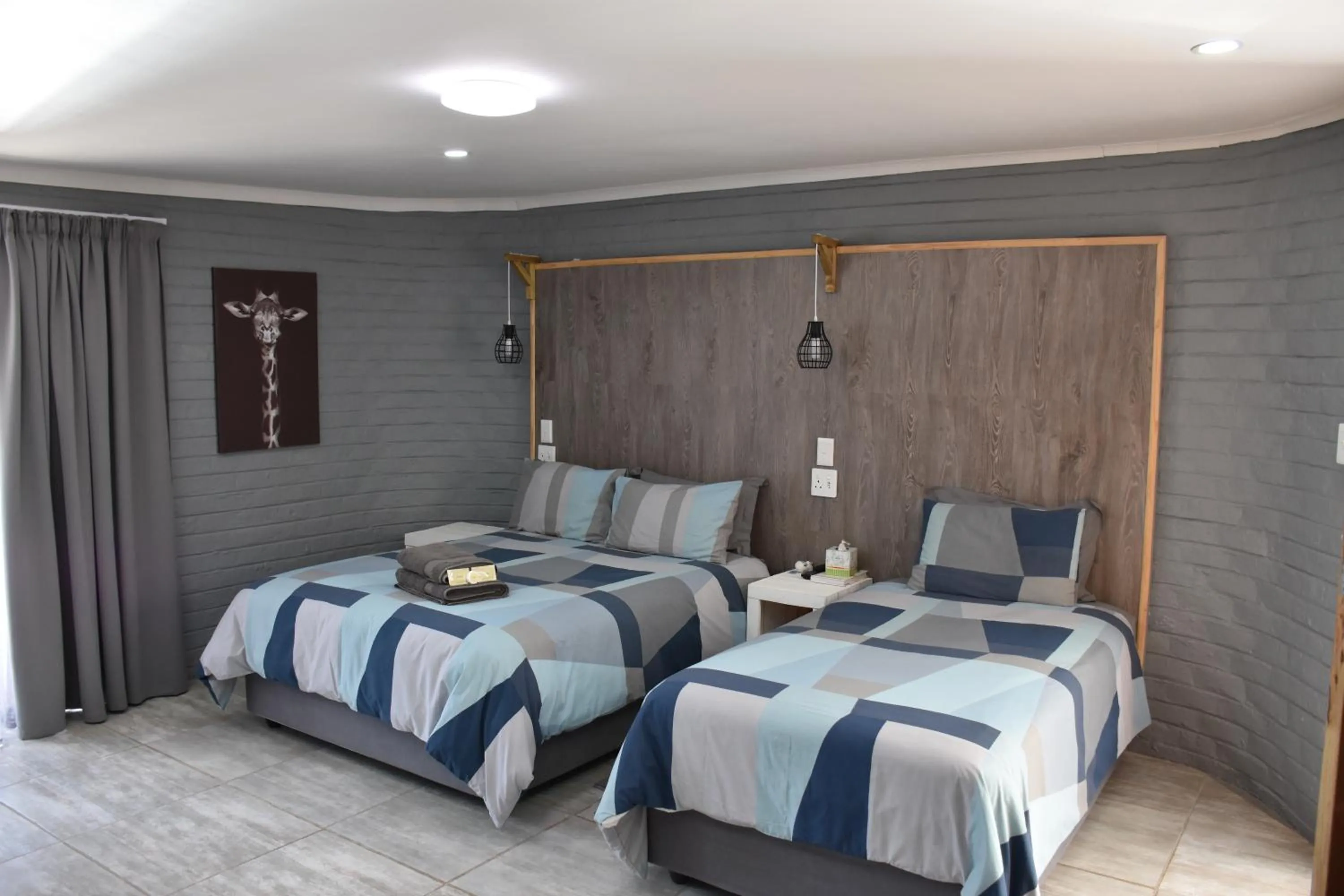 Bed in Alpine Bed and Breakfast