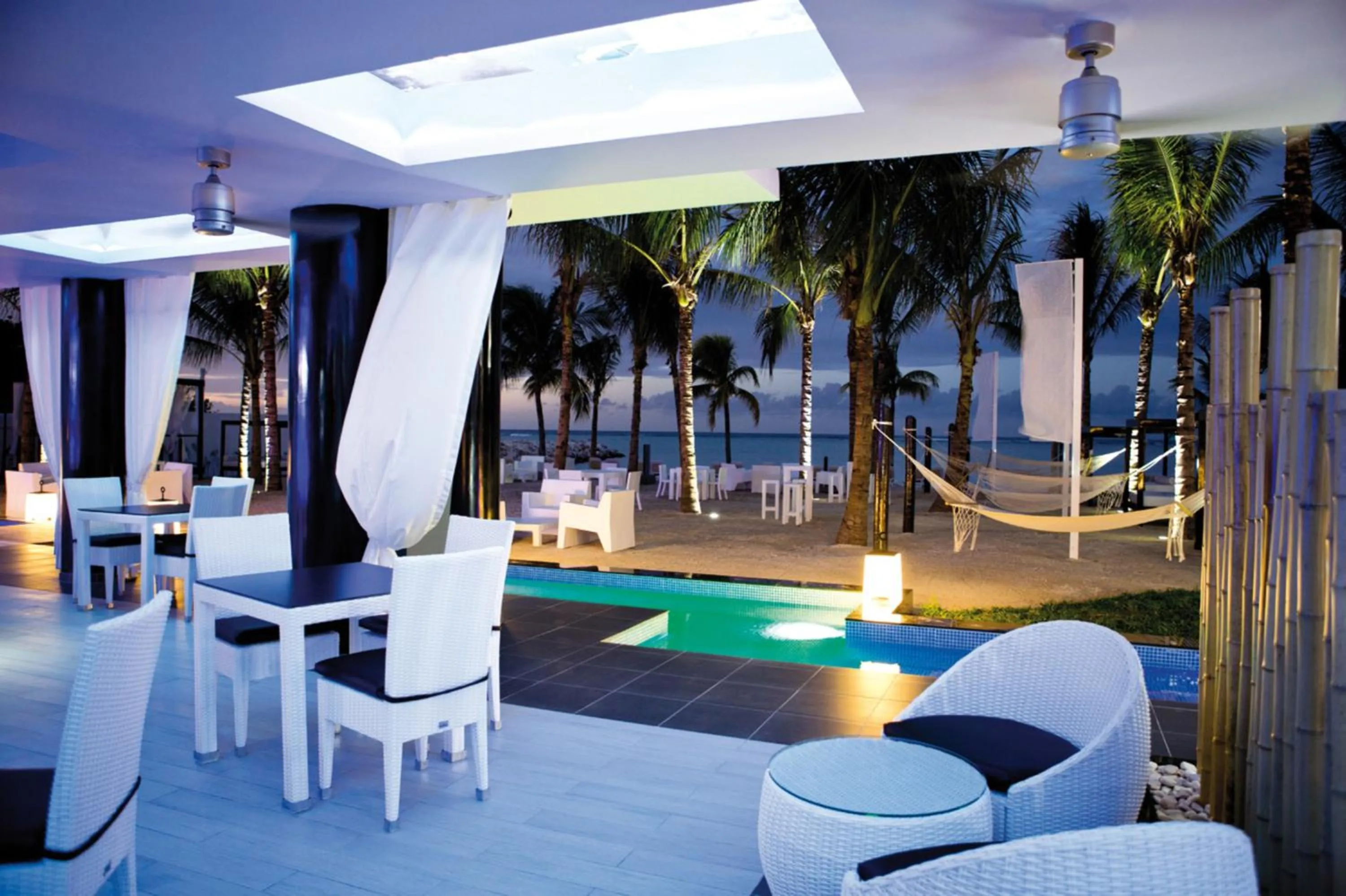 Lounge or bar in Riu Palace Jamaica - Adults Only - All Inclusive