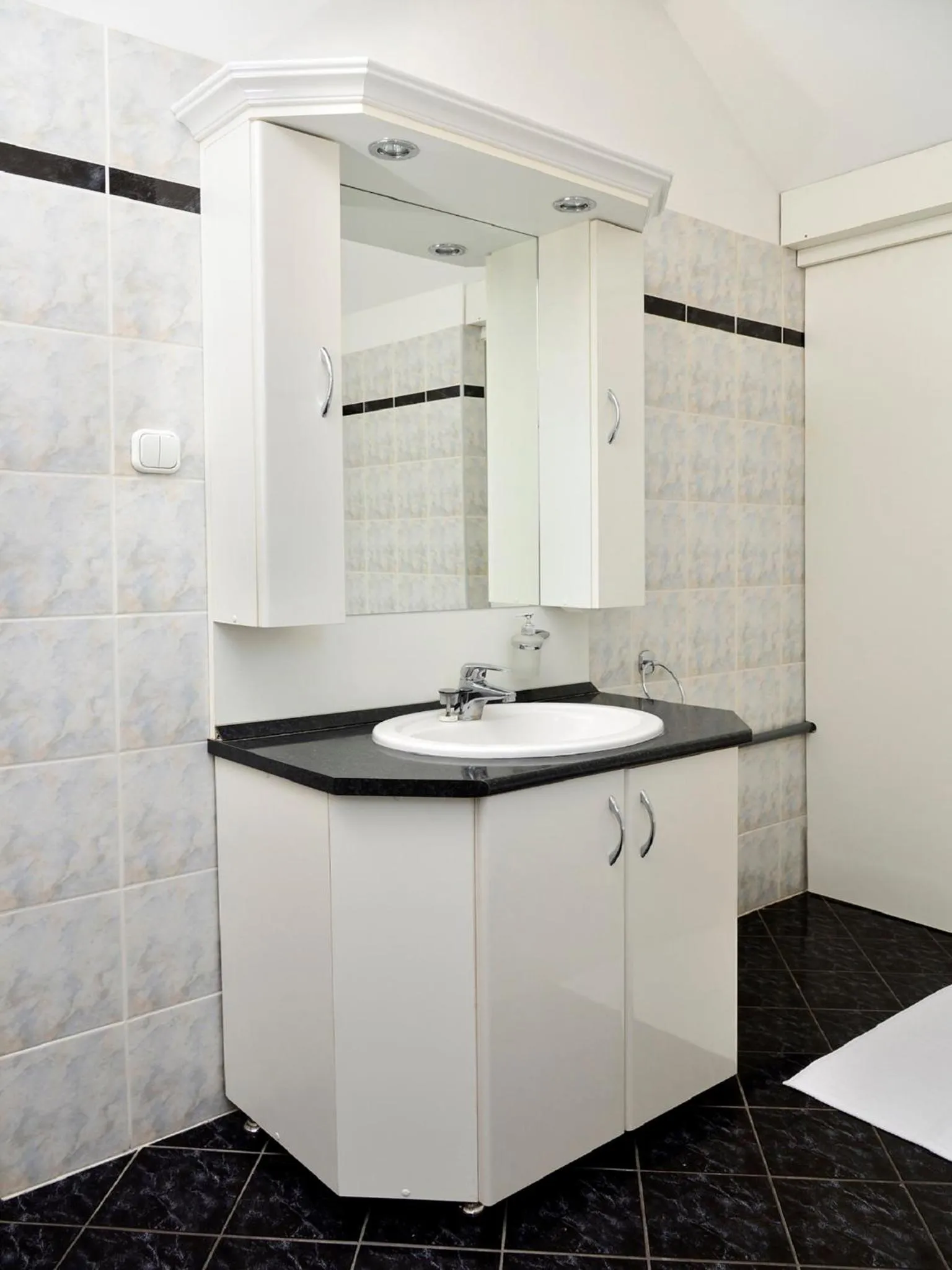 Bathroom in Pilóta Panzió