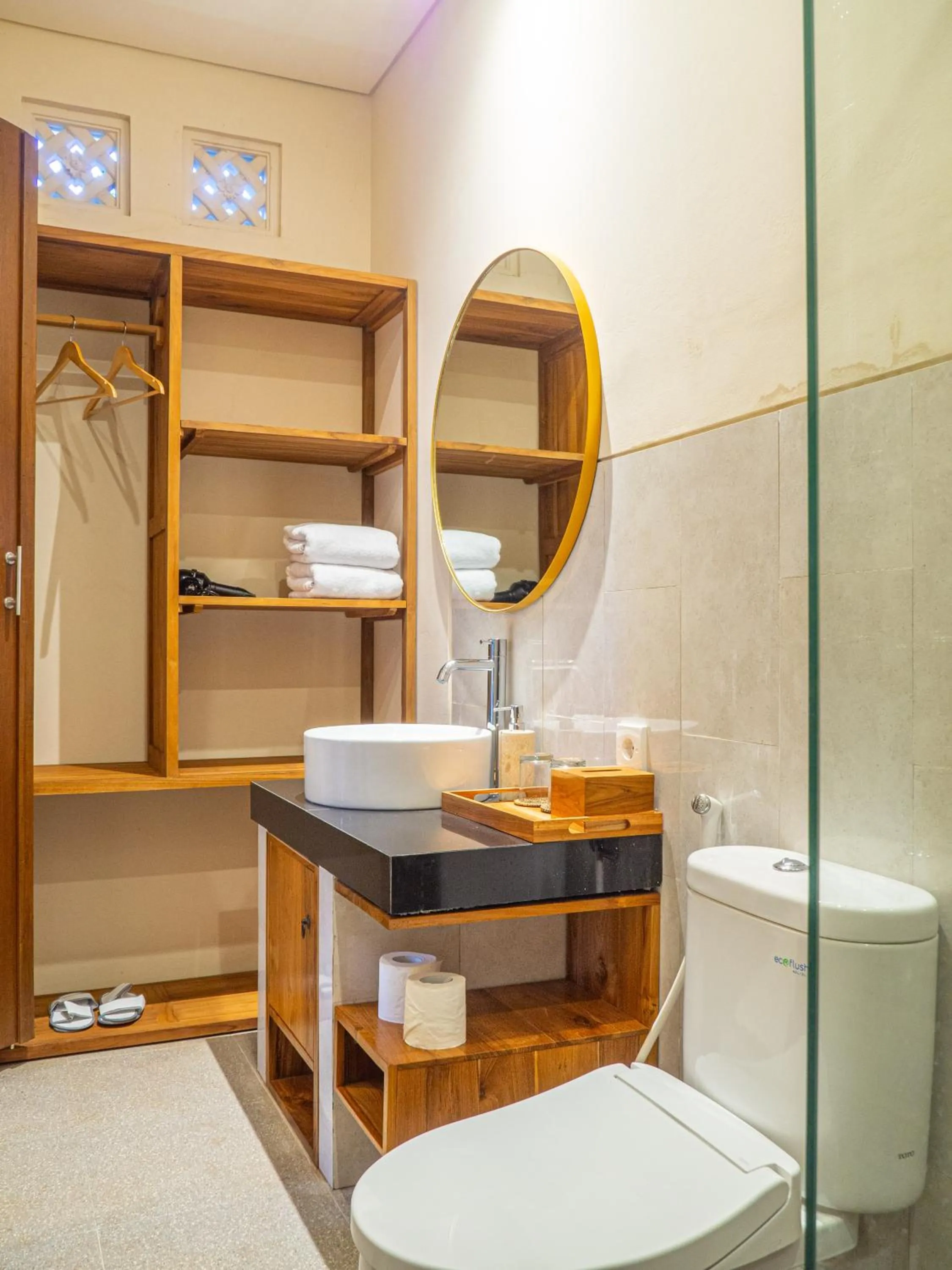 Toilet in Arumasta Ubud