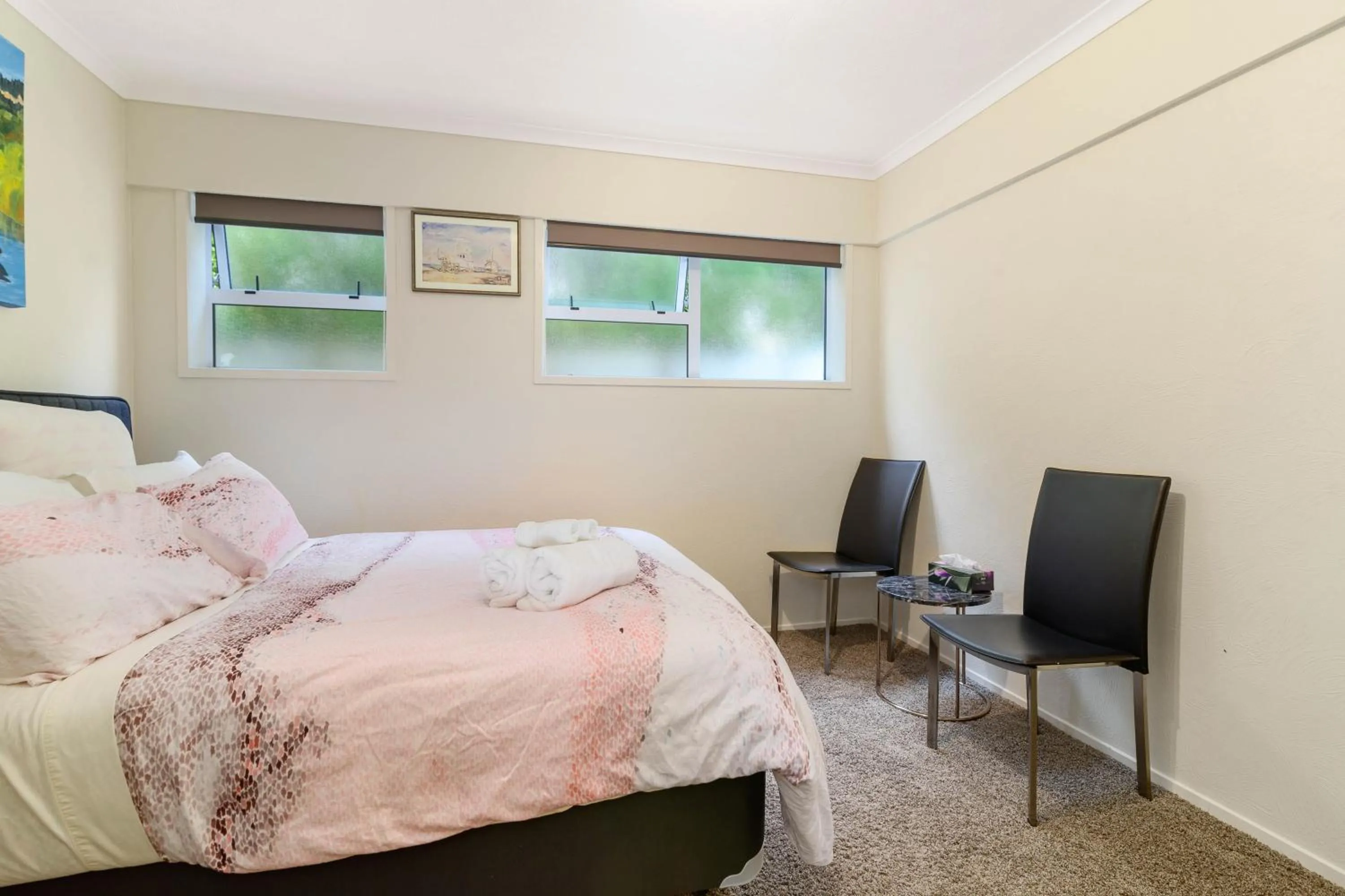 Bedroom, Bed in Ngongotaha Lakeside Lodge