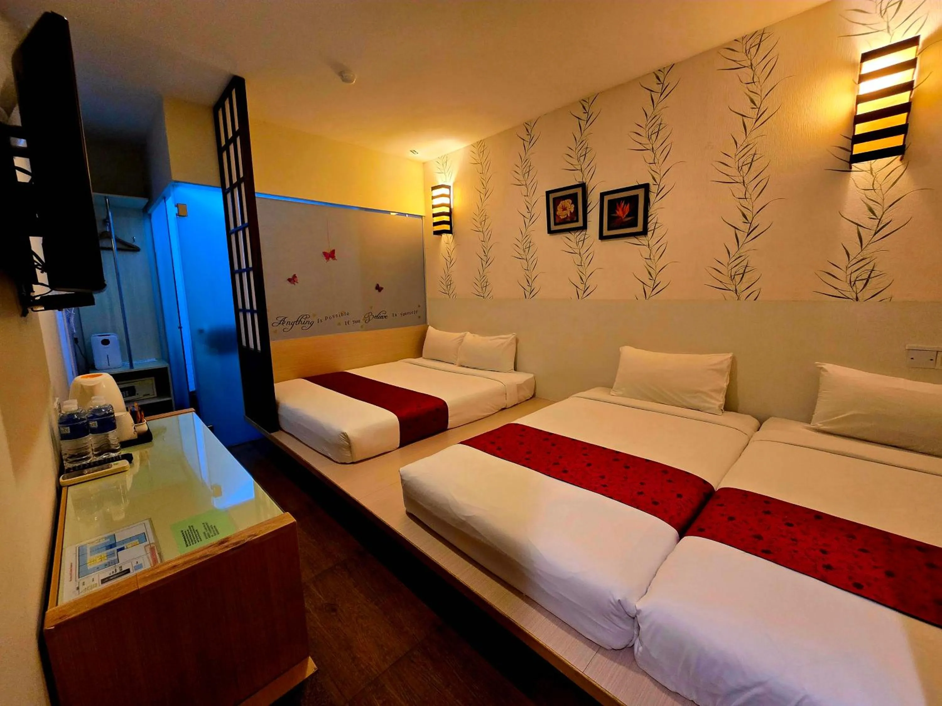 Bed in Eight Days Boutique Hotel - Permas Jaya