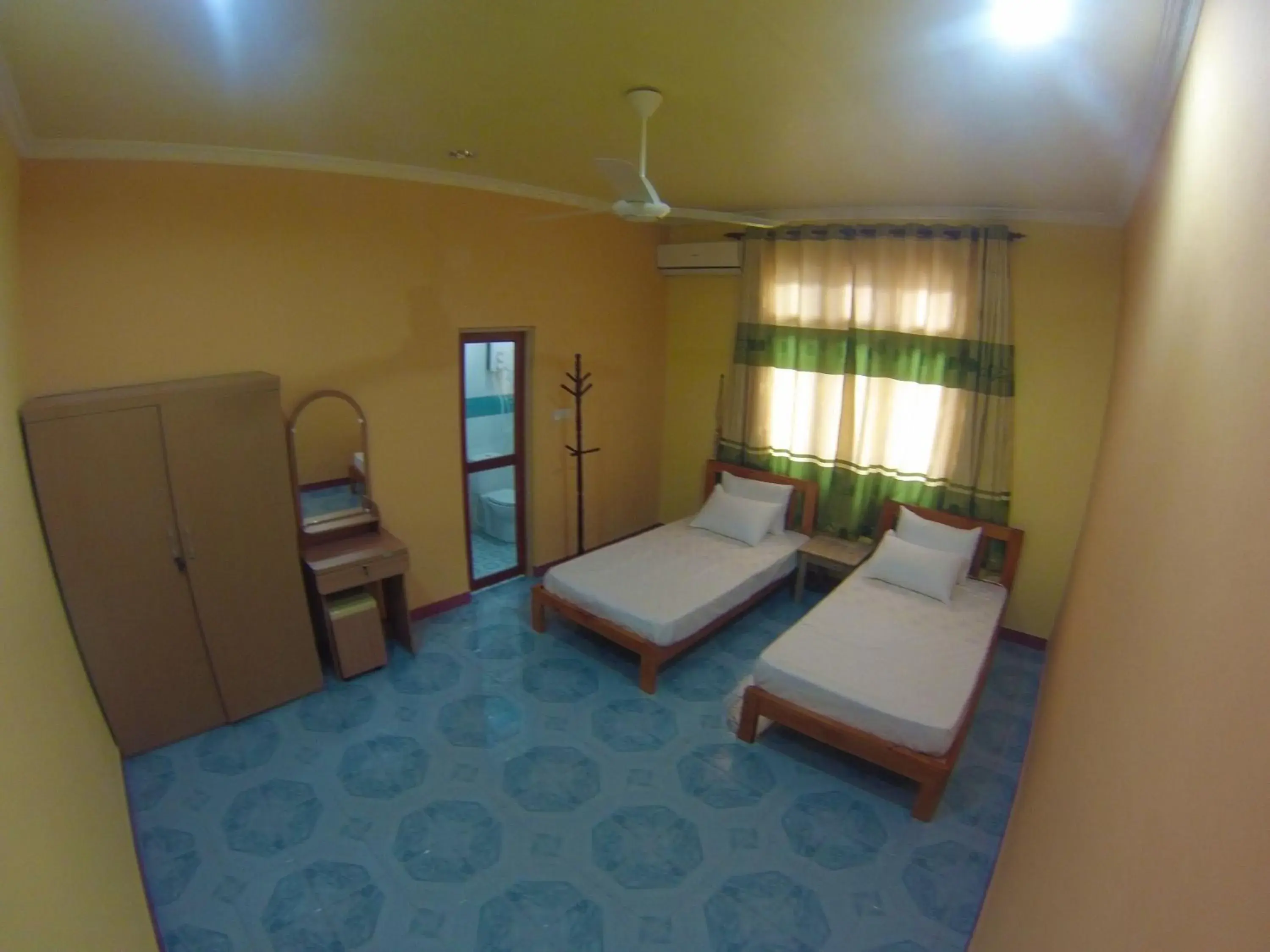 Deluxe Double Room in Jail Break Surf Inn Deluxe Double Room in Jail Break Surf Inn