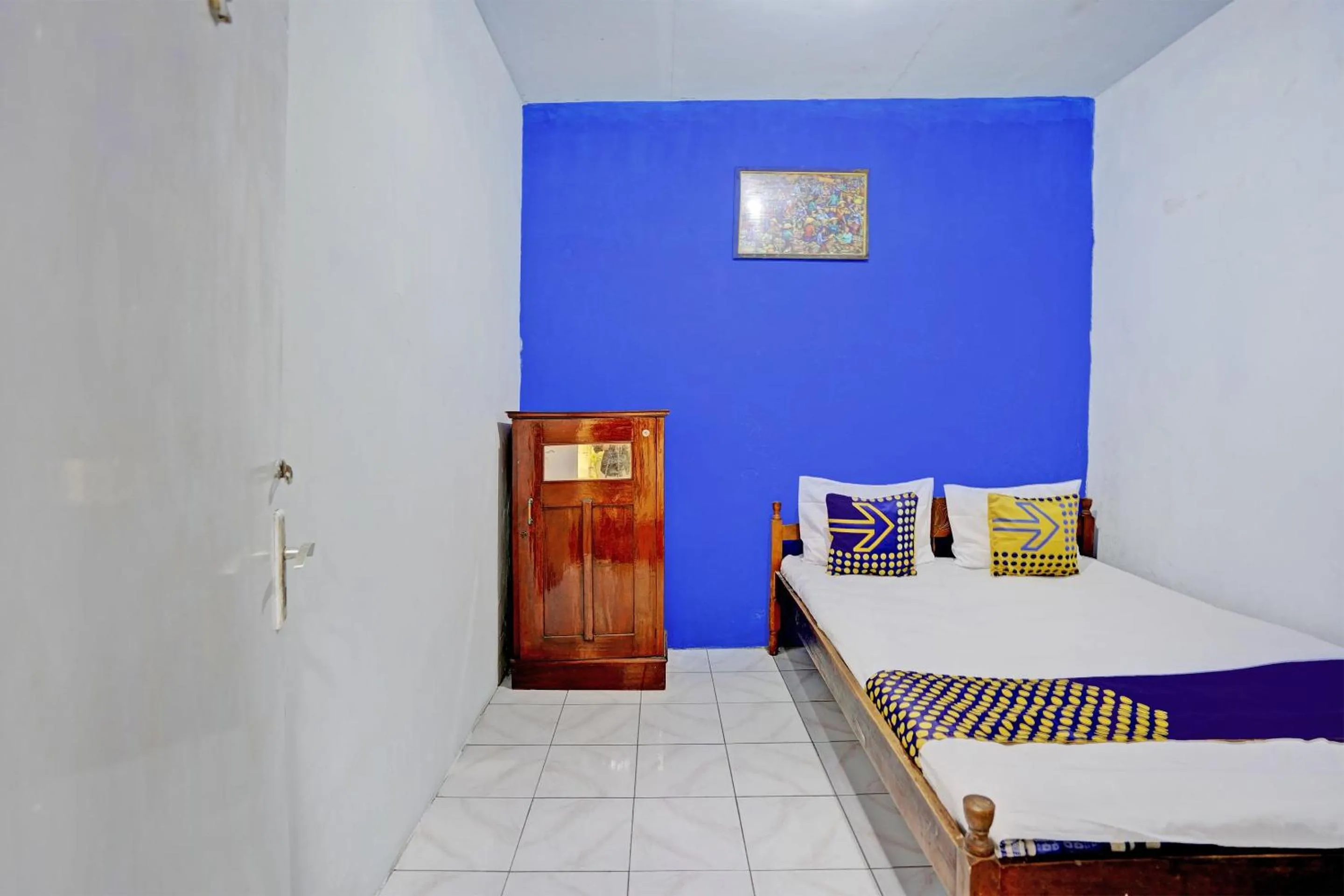 Bedroom, Bed in OYO Life 92921 Omaya Kost Syariah