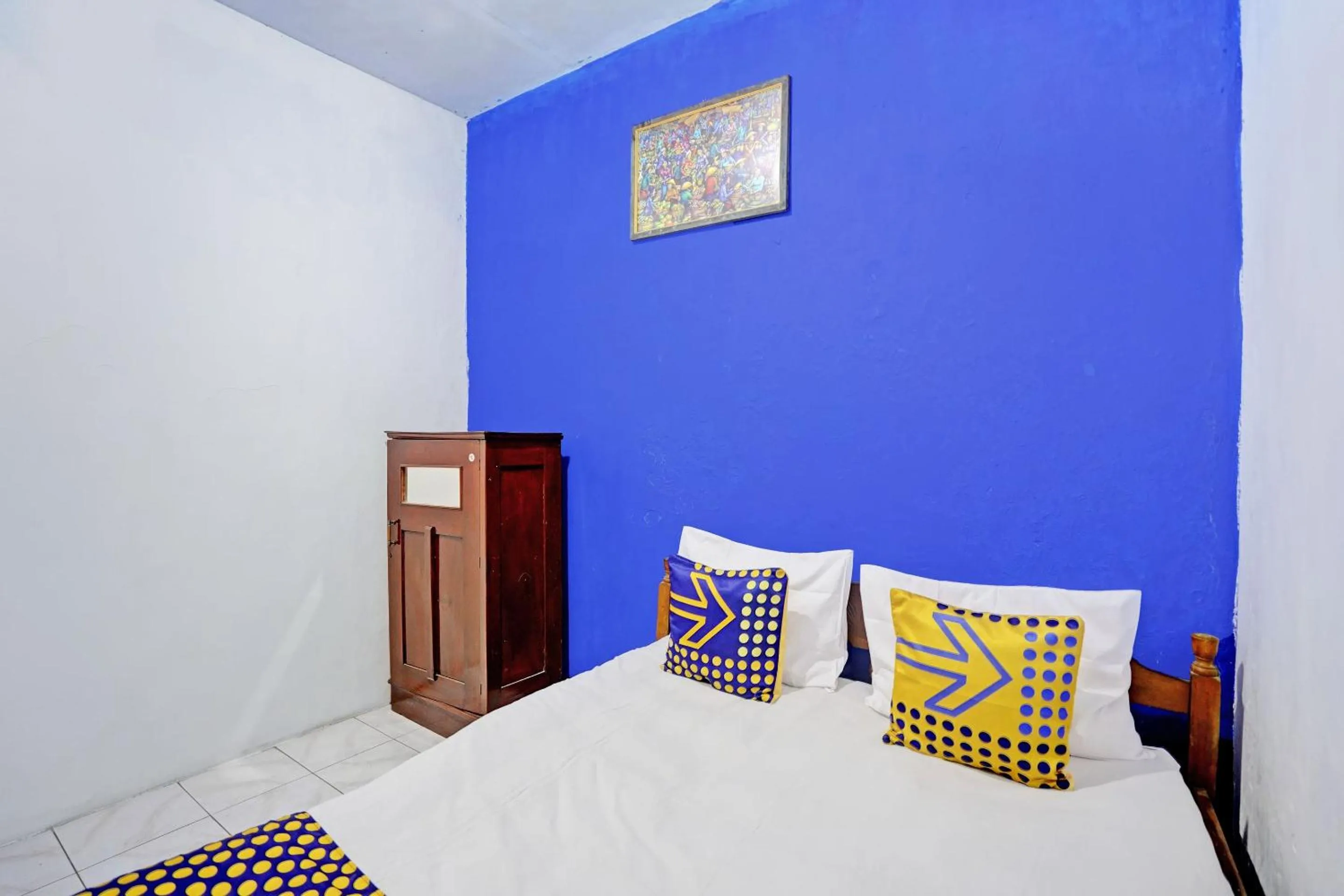 Bedroom, Bed in OYO Life 92921 Omaya Kost Syariah